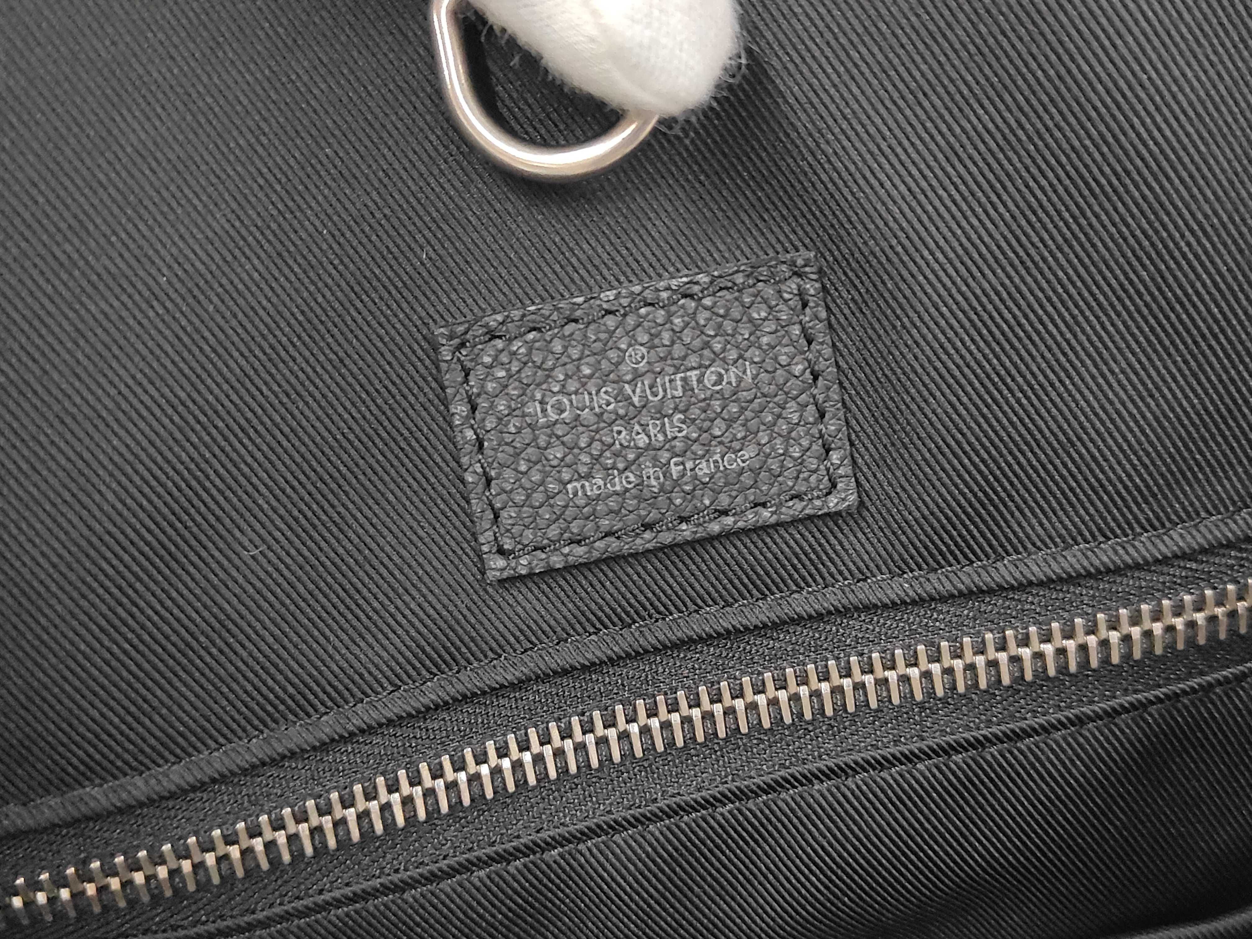 Monogram Cowhide Trolley Tote M21371 Black IC Tote Bag — view 9