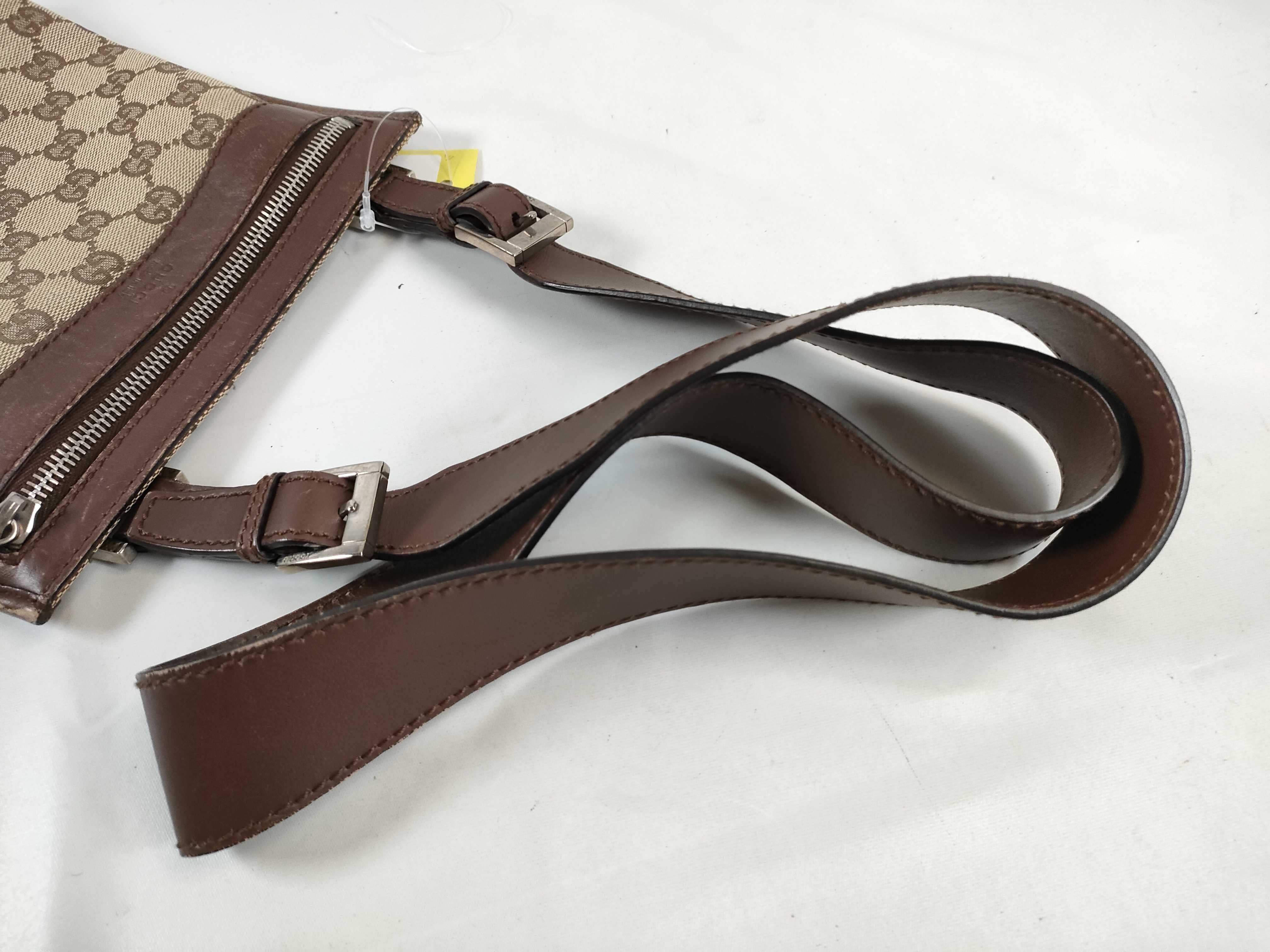 GG Canvas 92562 Shoulder Bag — view 3