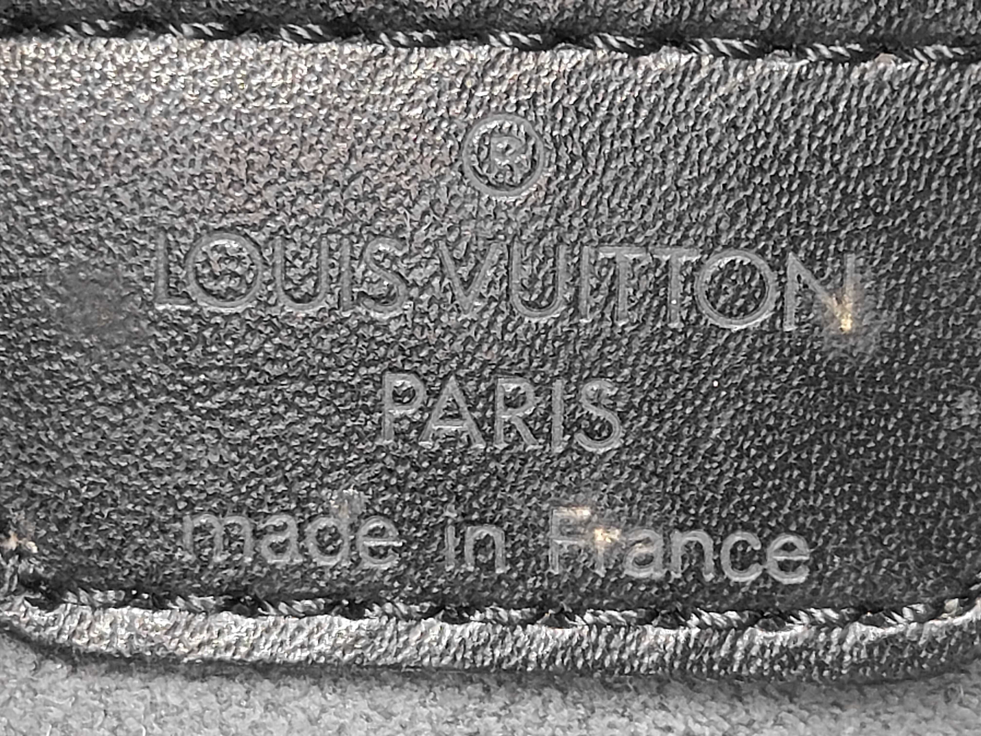 Epi Louis Vuitton Epi Soufflot M52222 Noir Black Handbag — view 11