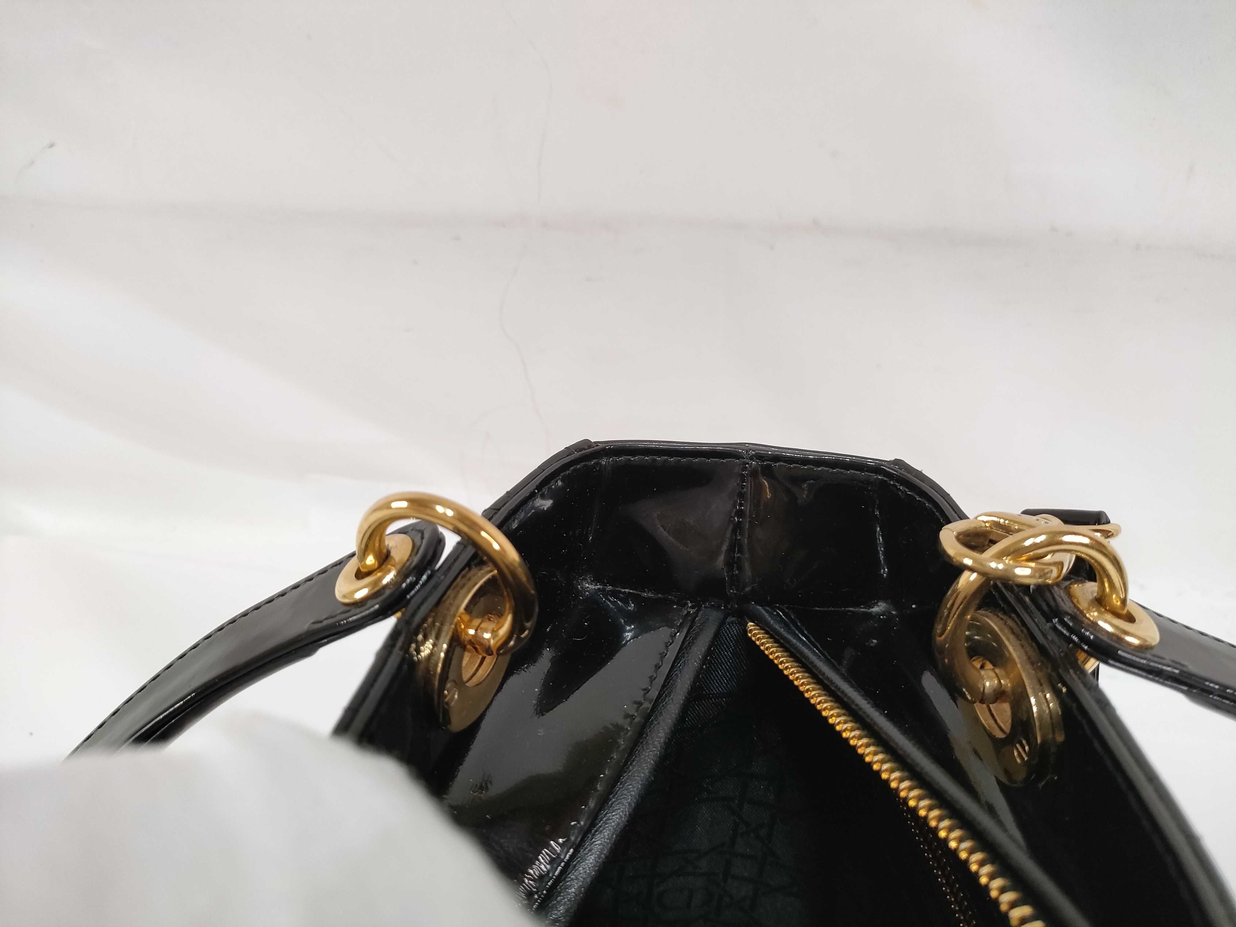Lady Dior Medium Lady Shoulder Bag — view 13