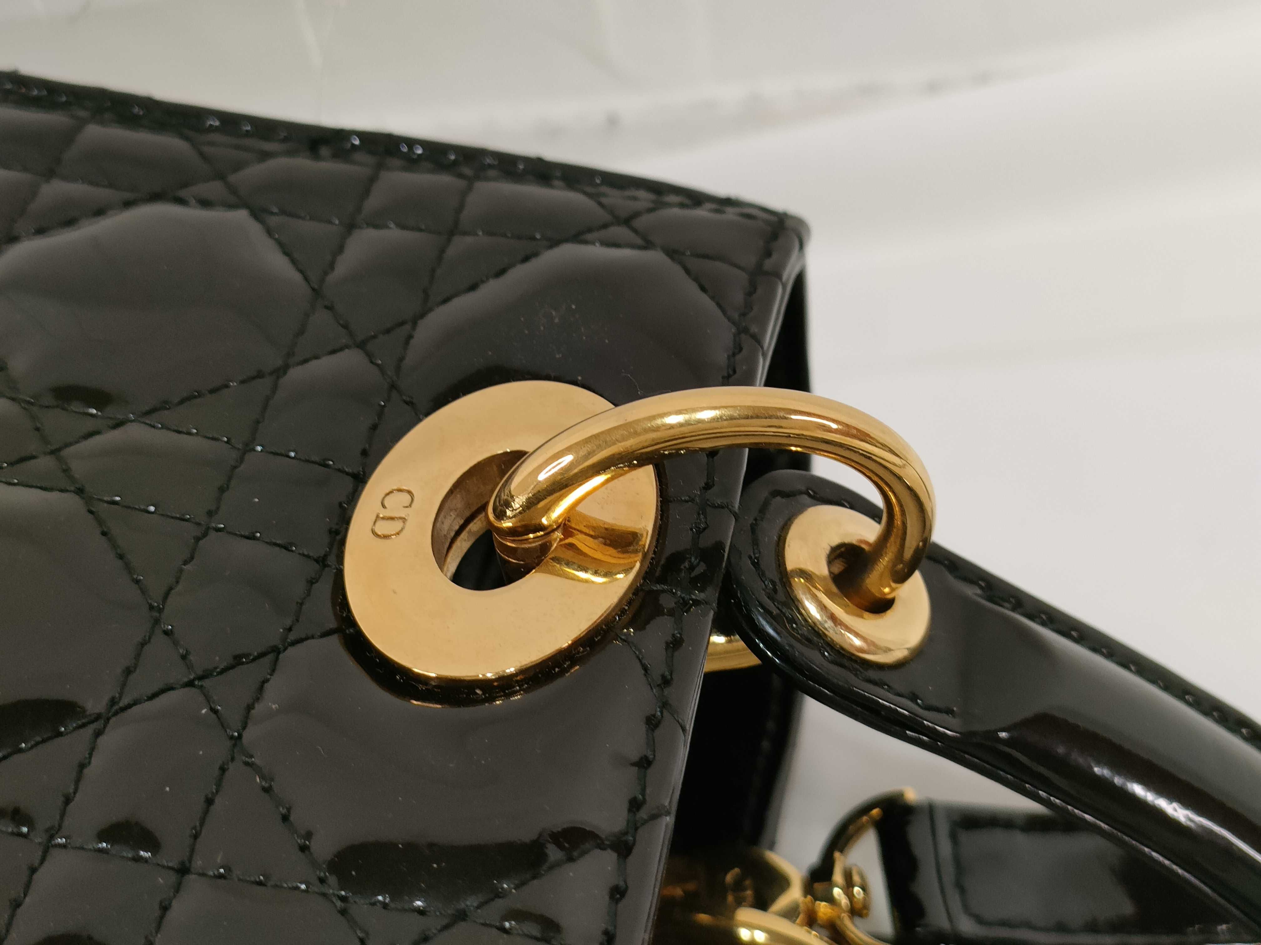 Lady Dior Medium Lady Shoulder Bag — view 4
