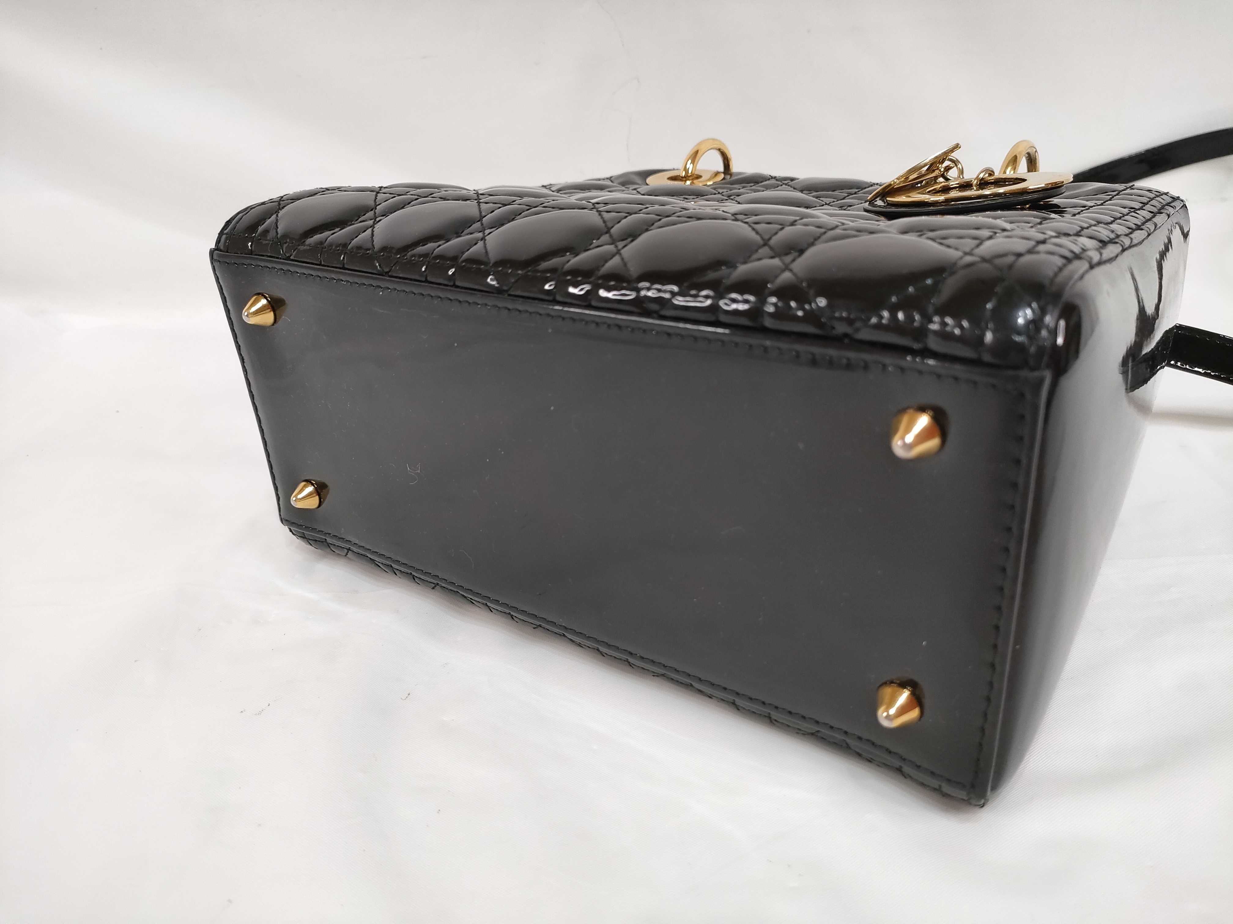 Lady Dior Medium Lady Shoulder Bag — view 9