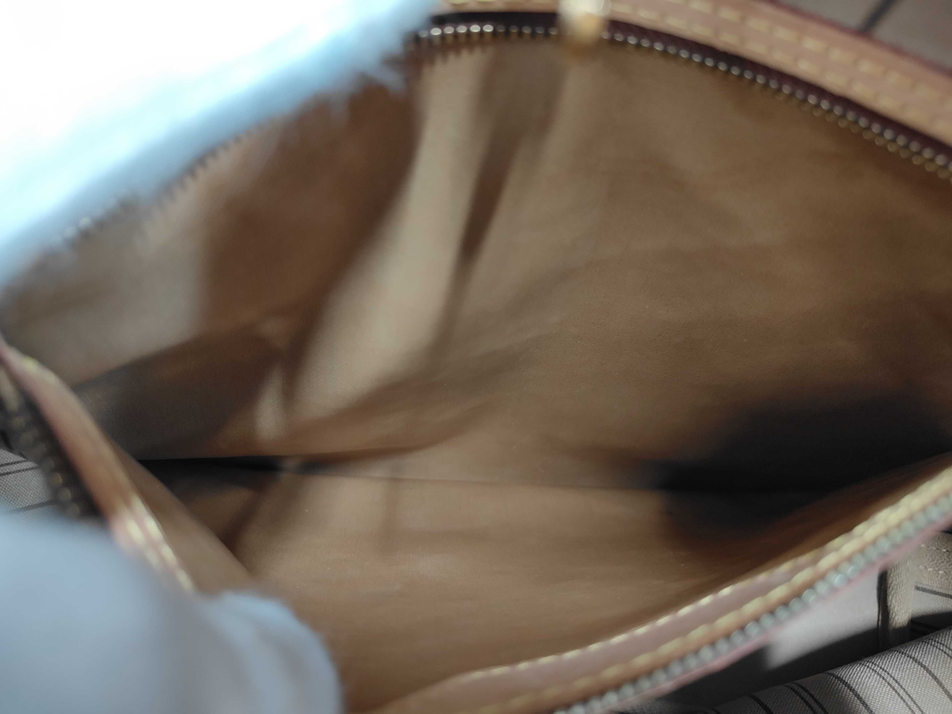 Neverfull MM Tote Bag — view 9