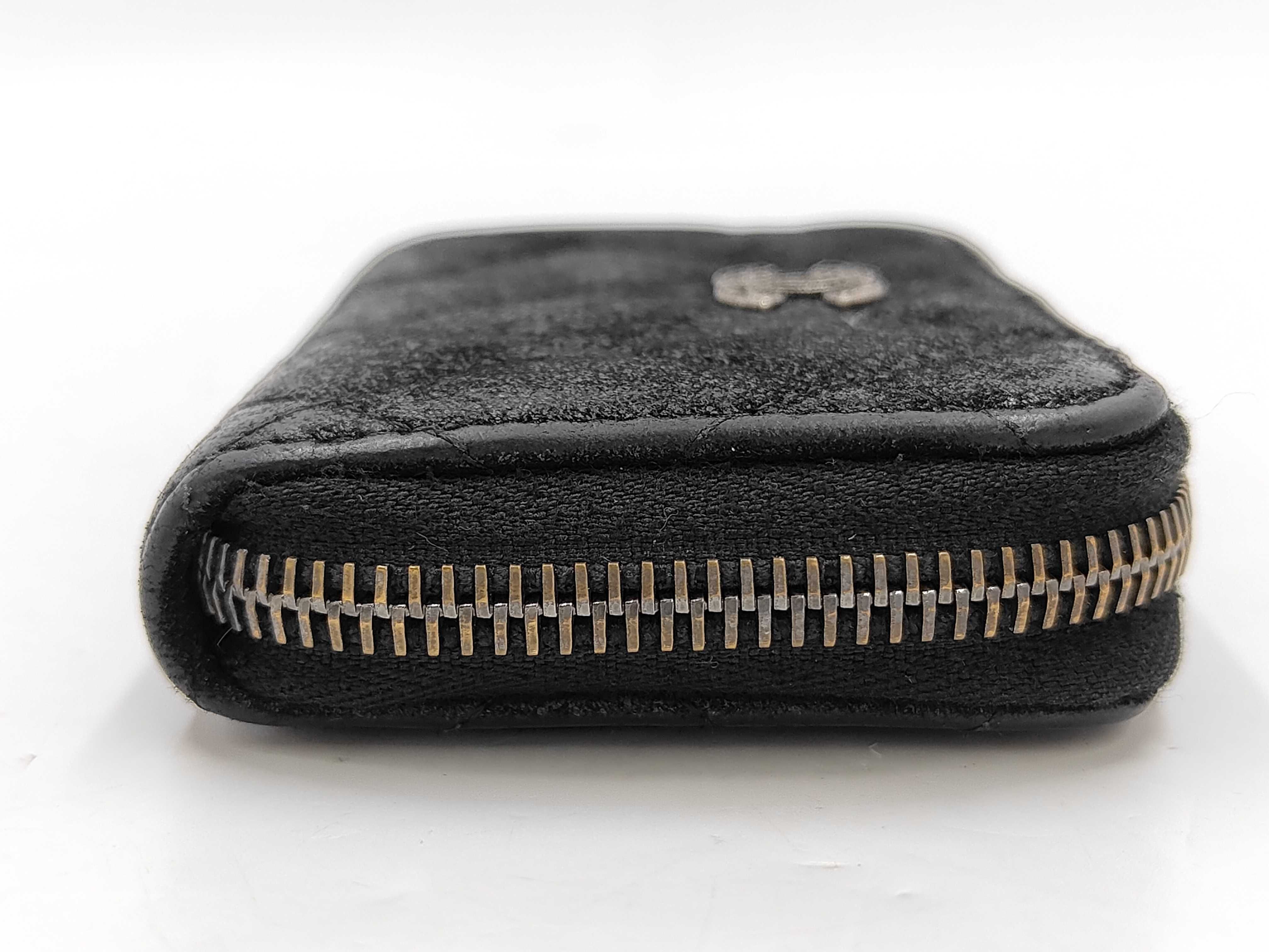 Matelassé Chain Me Goatskin Coin Case (with seal, card, and box) — view 4