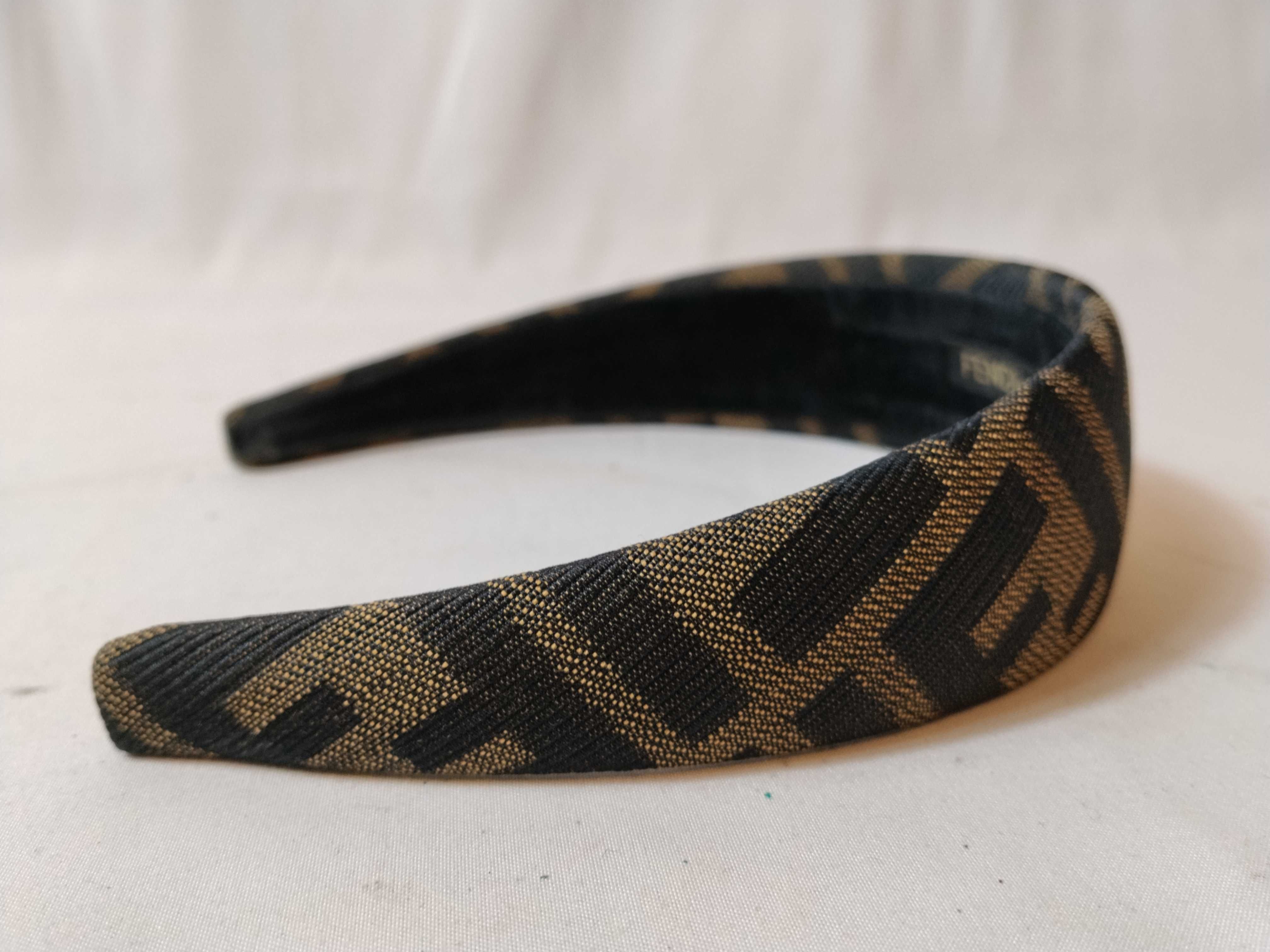 headband and other accessories — view 4