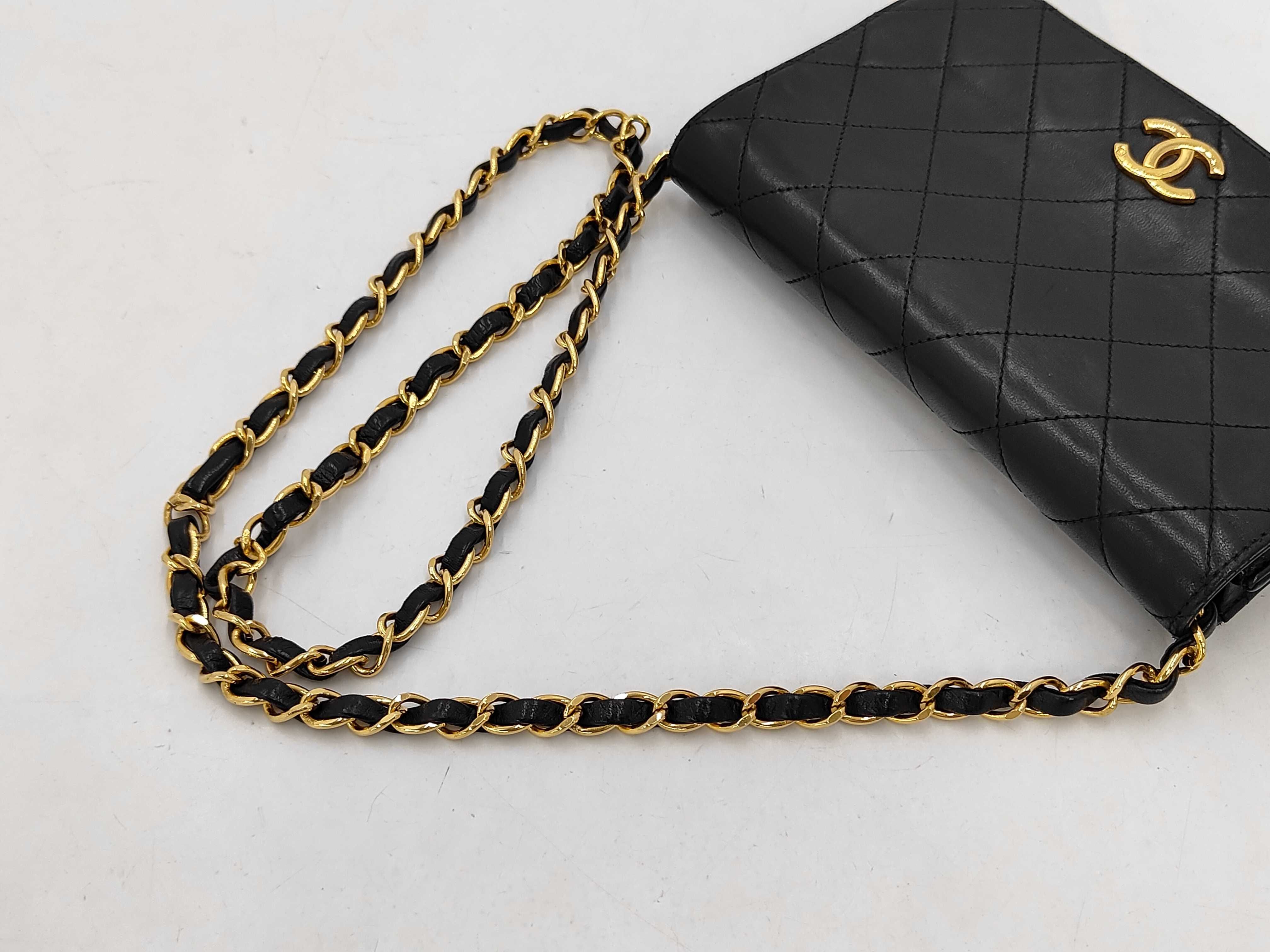 Matelassé Push-Lock Shoulder Bag, Black with Gold Hardware, Series 4, Chain, with Card and Seal. — view 5