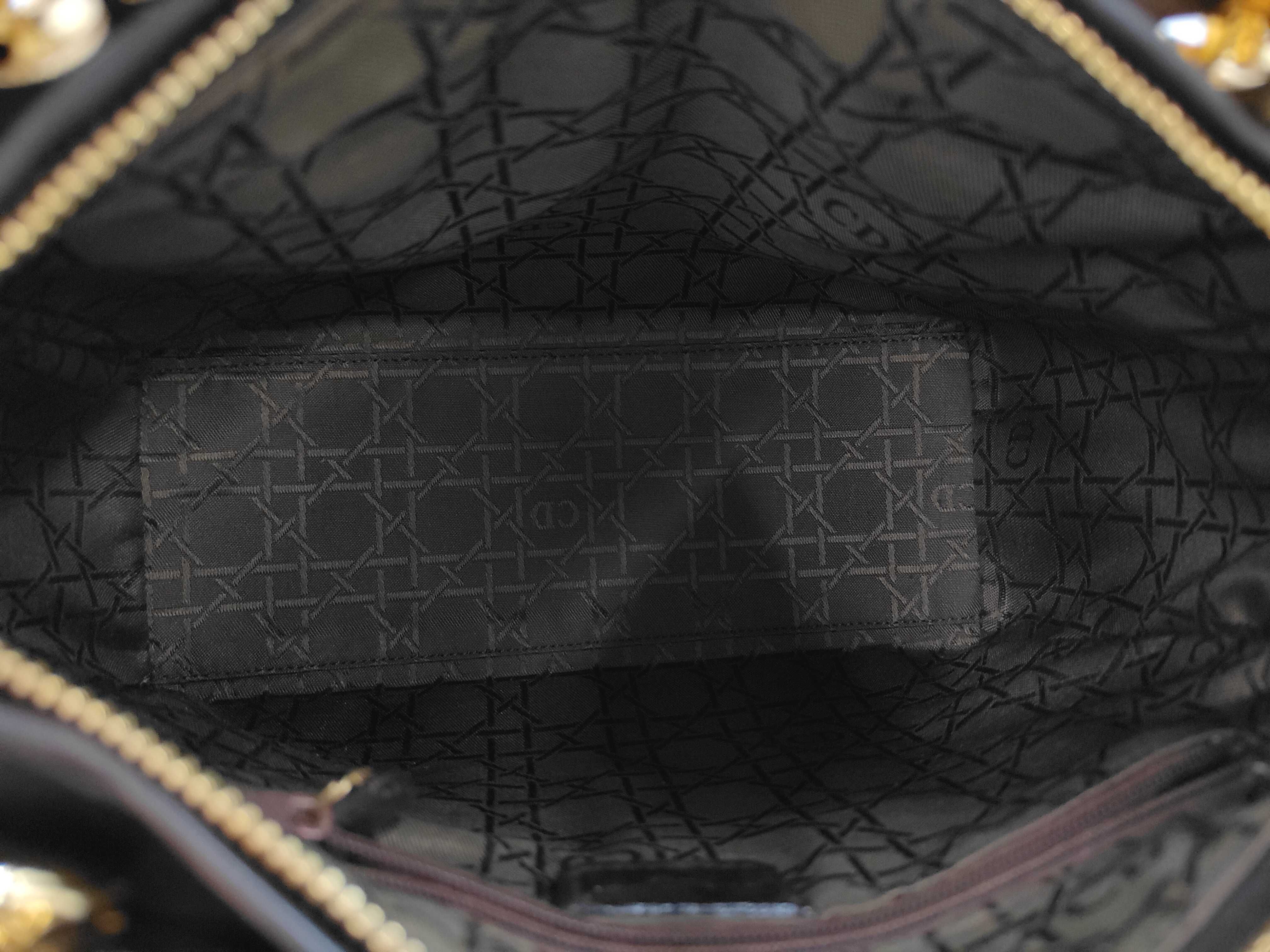 handbag — view 9