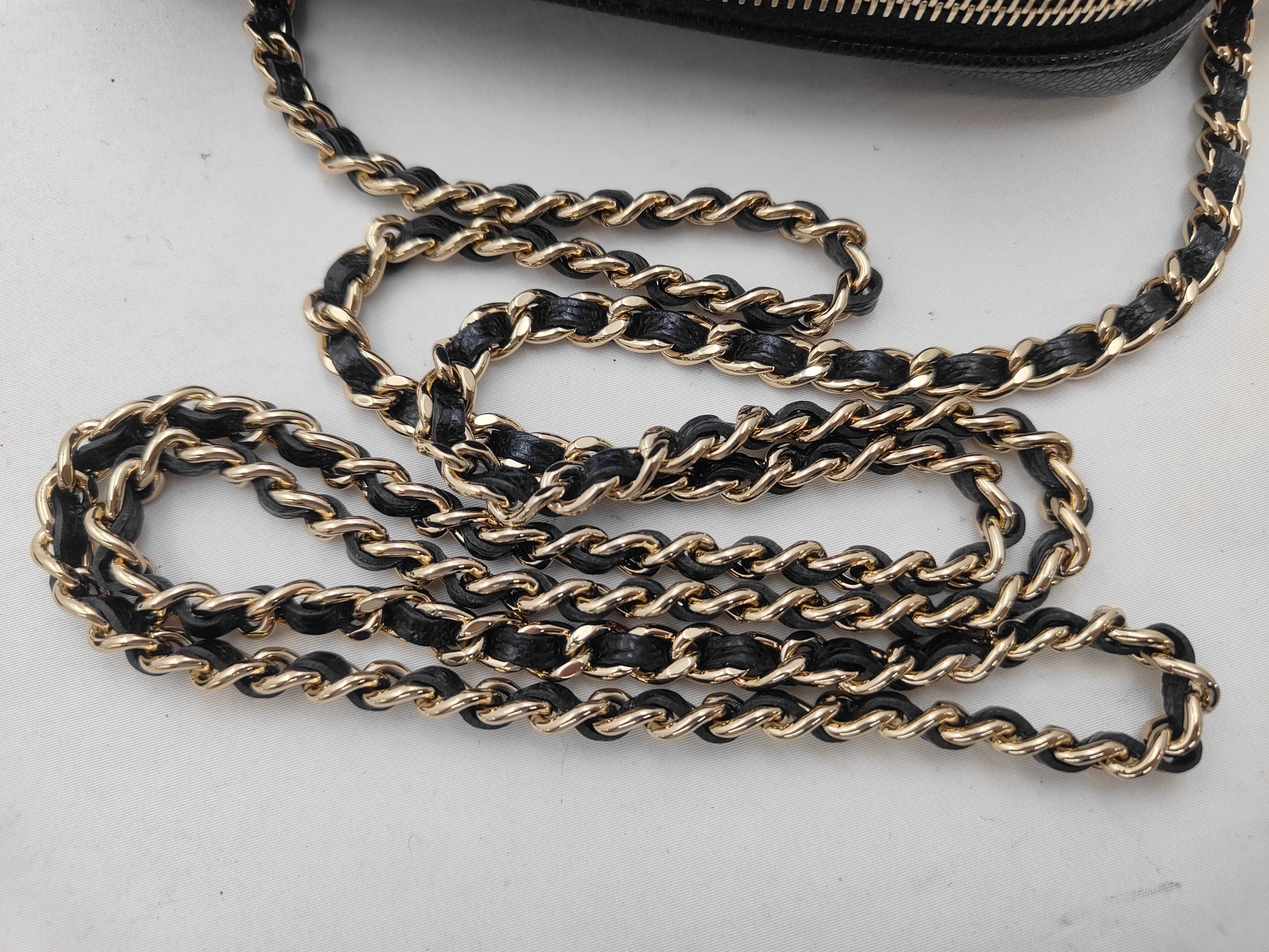 Timeless Classic Caviar Skin Black Chain Clutch Shoulder Bag AP4425. Accessories: Box, dust bag, shopping bag. — view 3