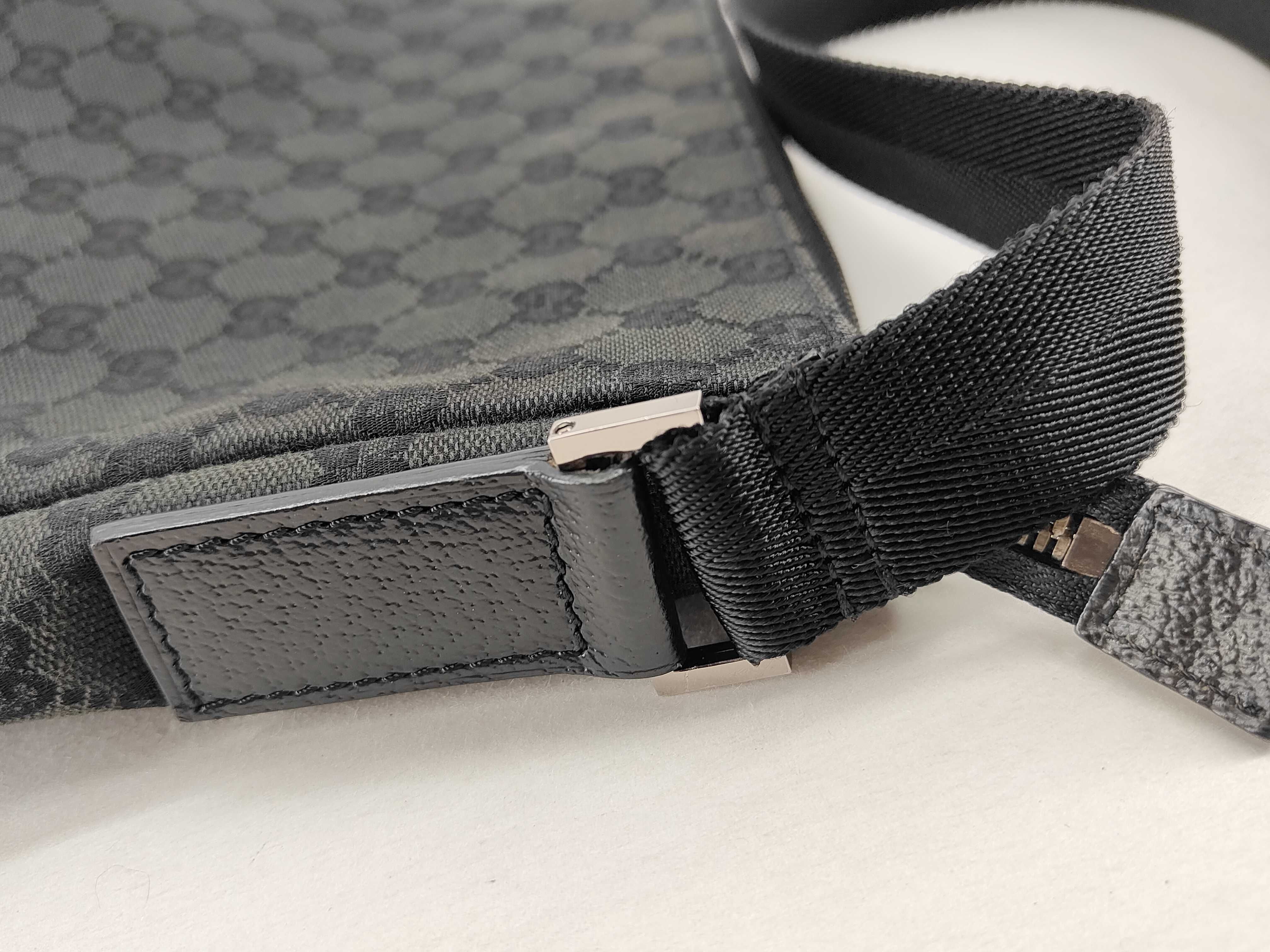 GG Canvas Shoulder Bag, Black — view 6