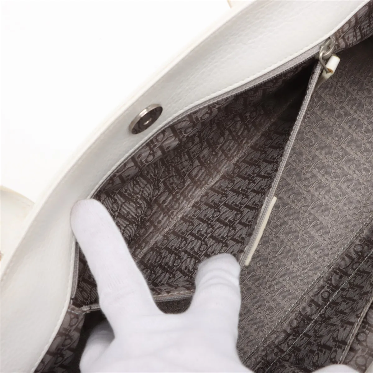 Cannage Leather Handbag White — view 8