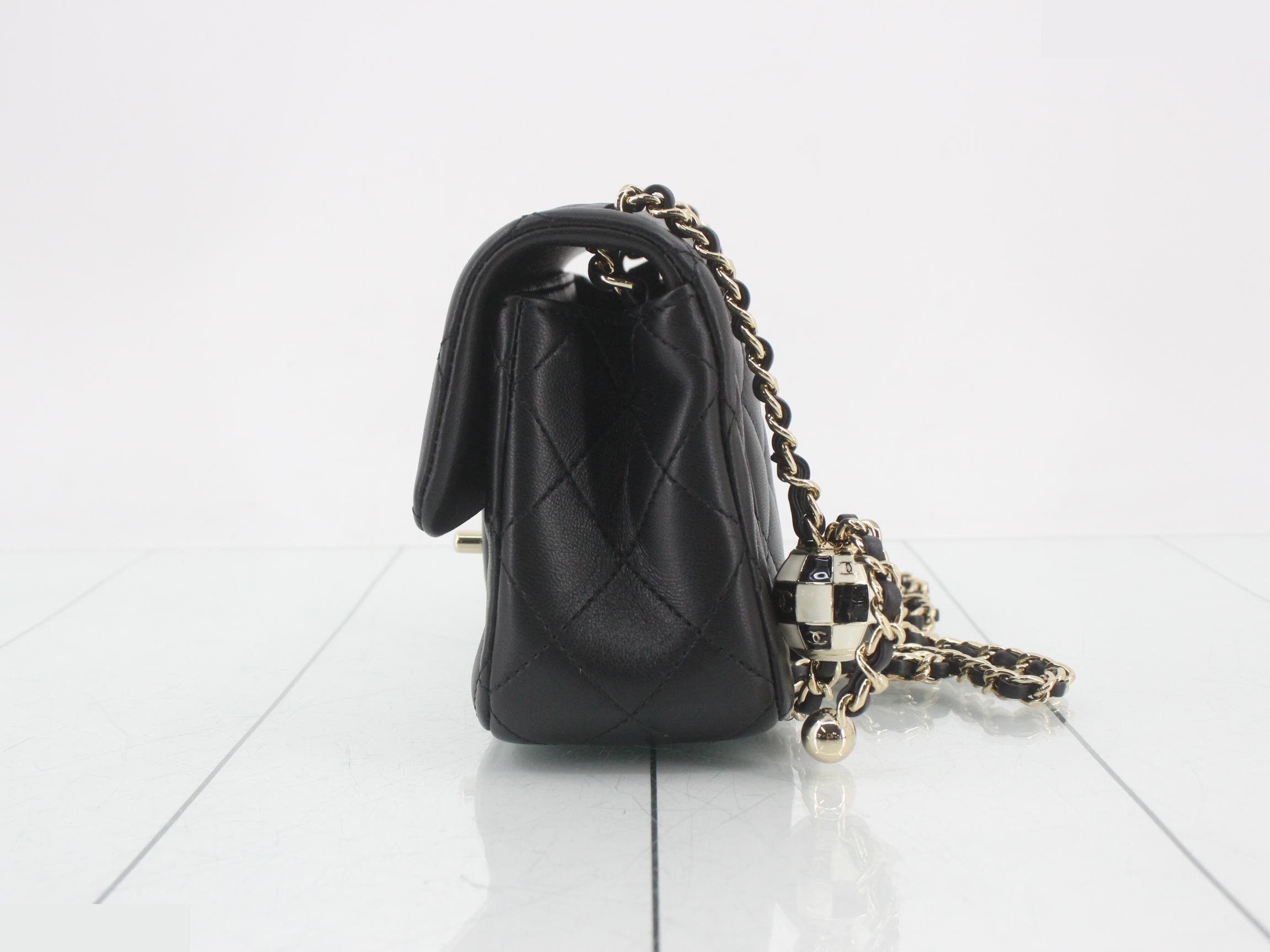 Mini Matelassé Shoulder Bag AS1787 — view 3
