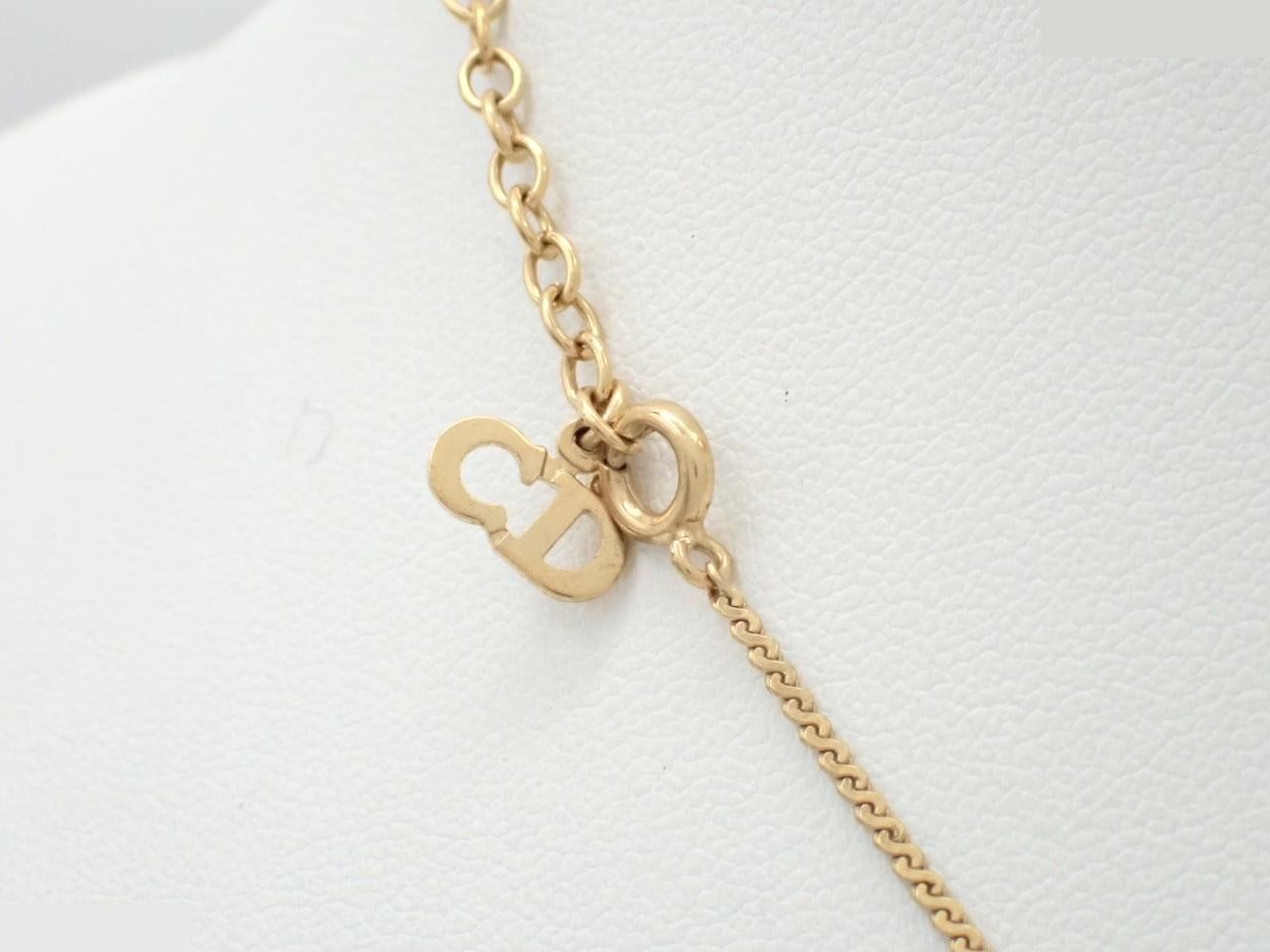 necklace — view 2