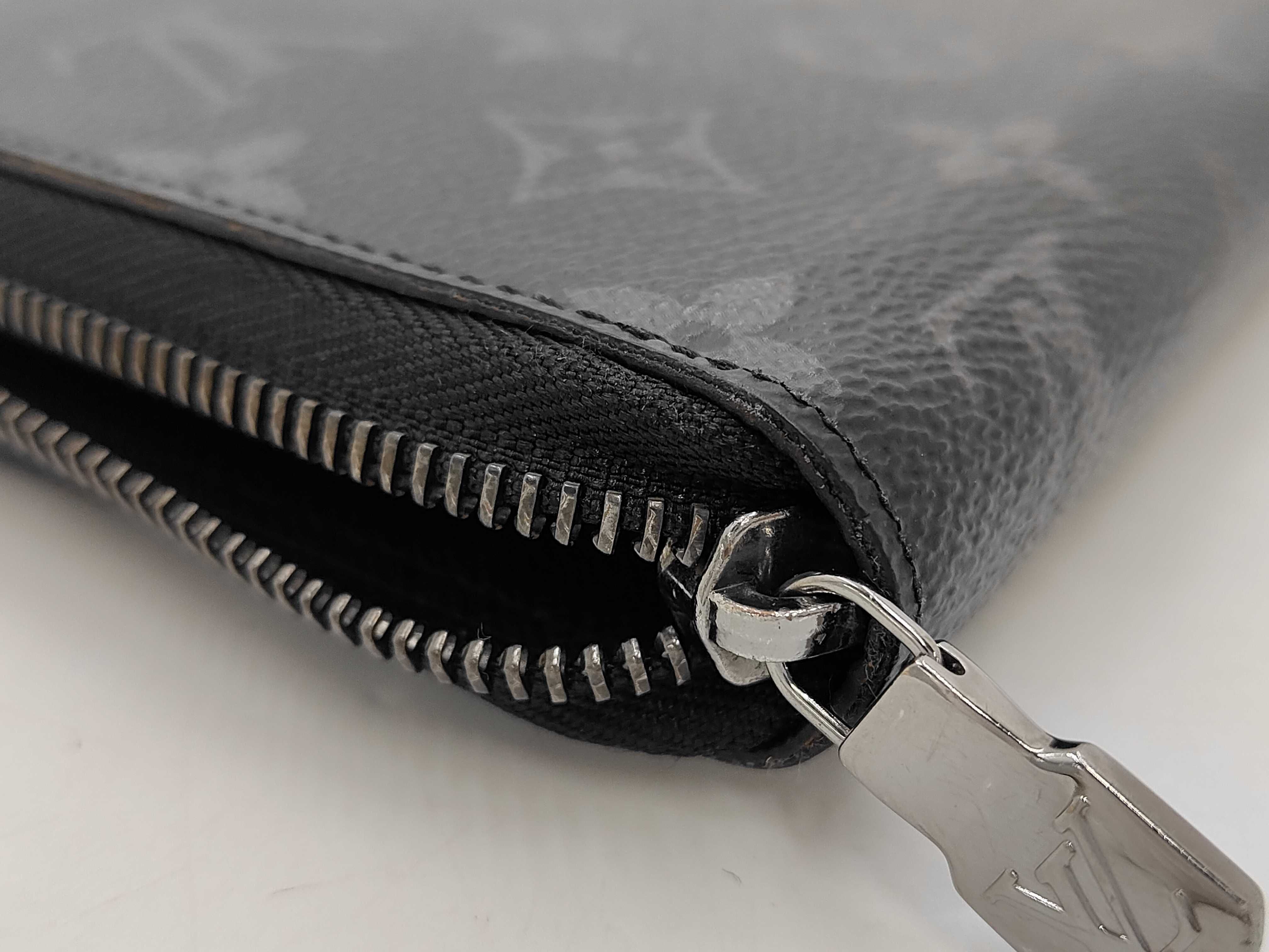 Monogram Graffiti Louis Vuitton Eclipse Zippy Organizer NM IC Chip Wallet — view 7