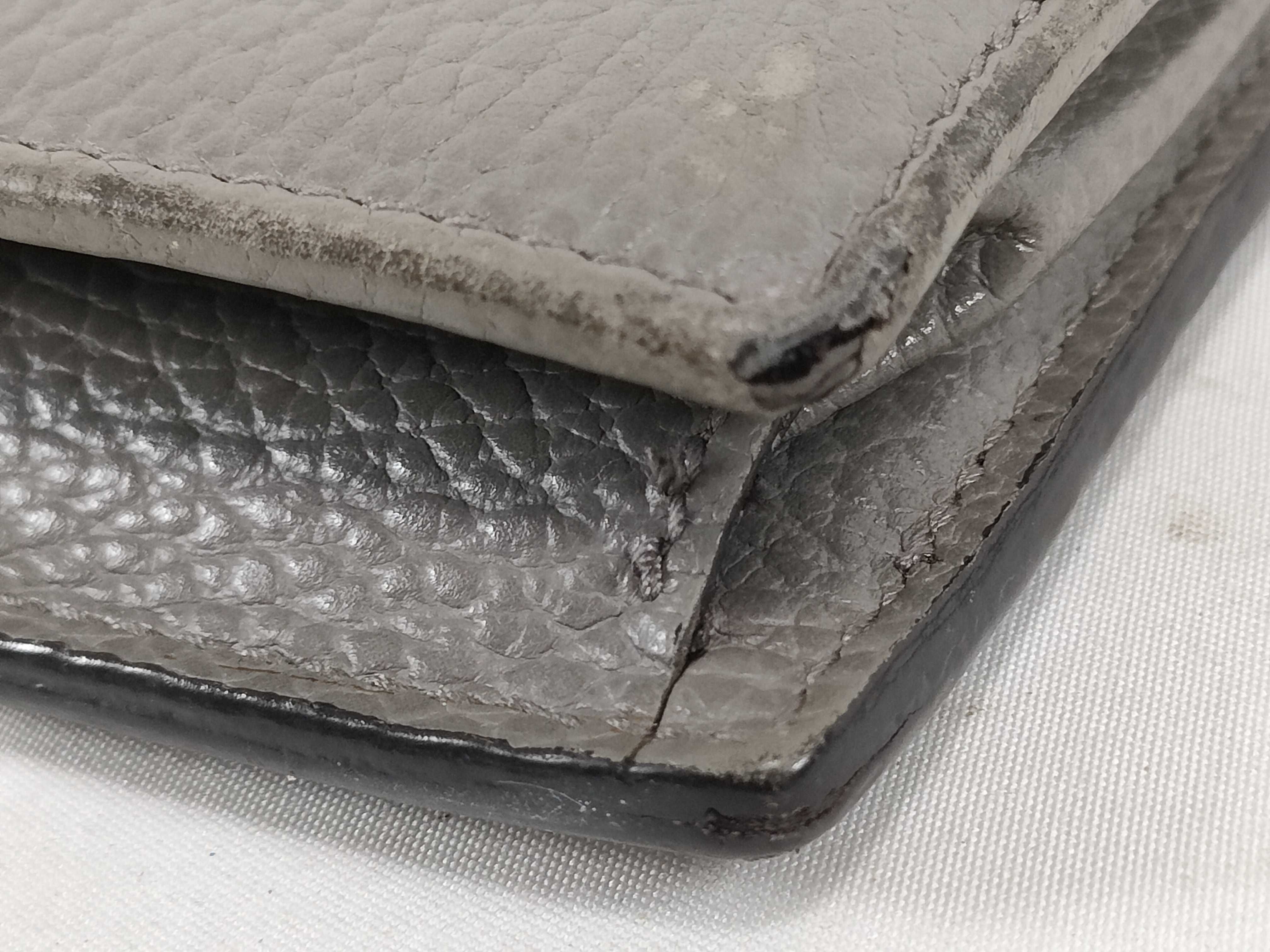 Interlocking Chain Shoulder Bag, Leather, Gray Shoulder Bag — view 6