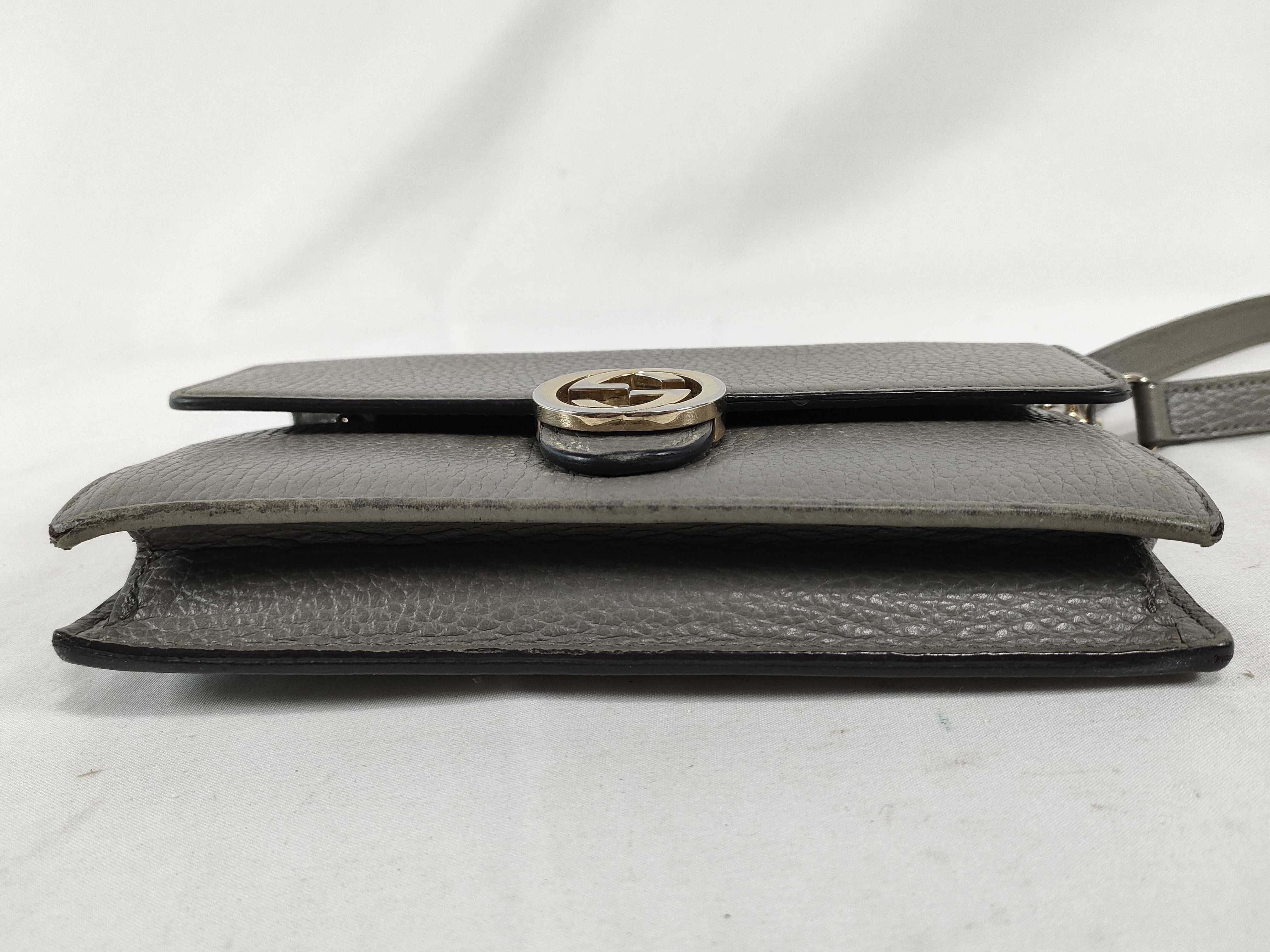 Interlocking Chain Shoulder Bag, Leather, Gray Shoulder Bag — view 7