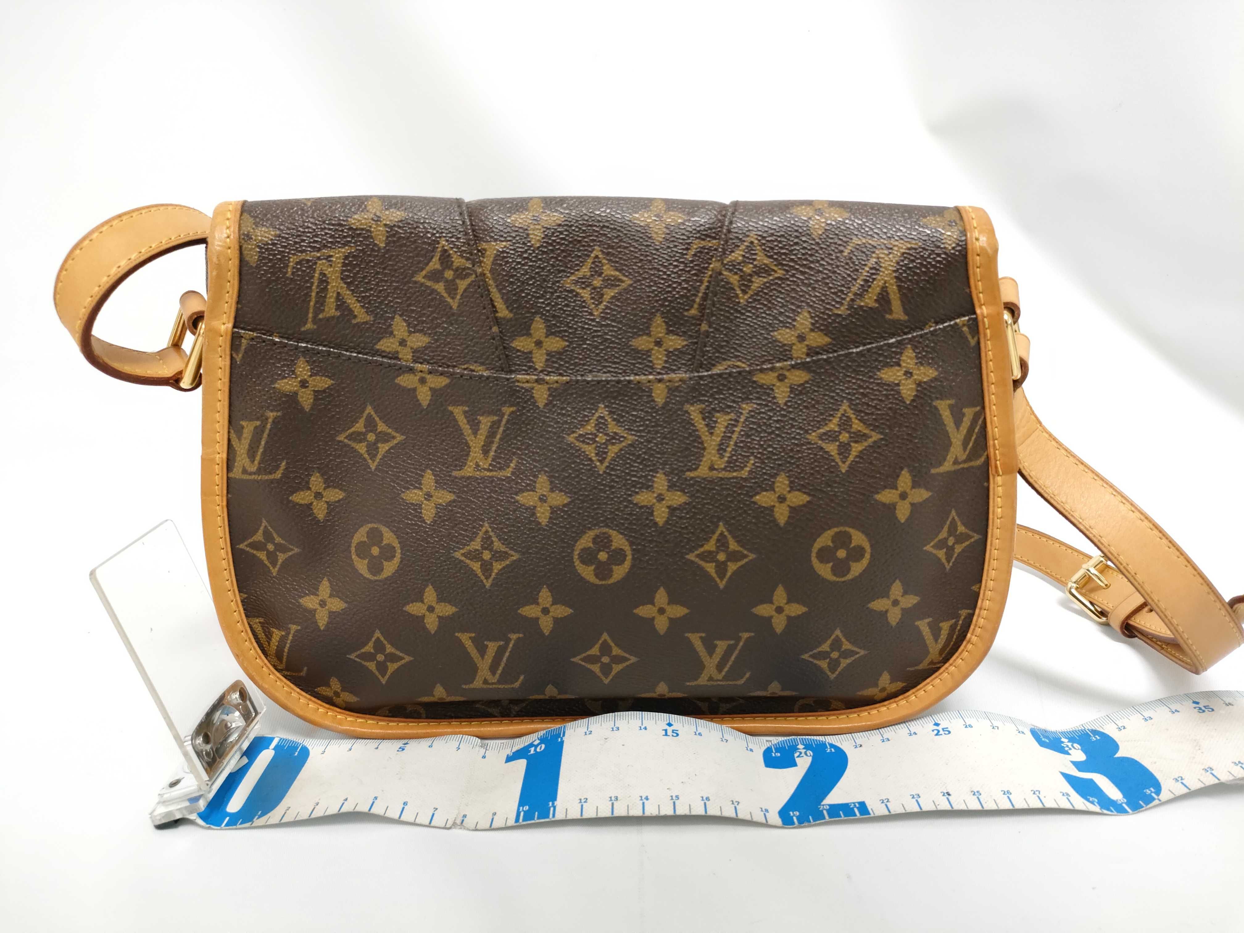 Monogram Louis Vuitton Menilmontant PM Monogram M40474 Shoulder Bag — view 2