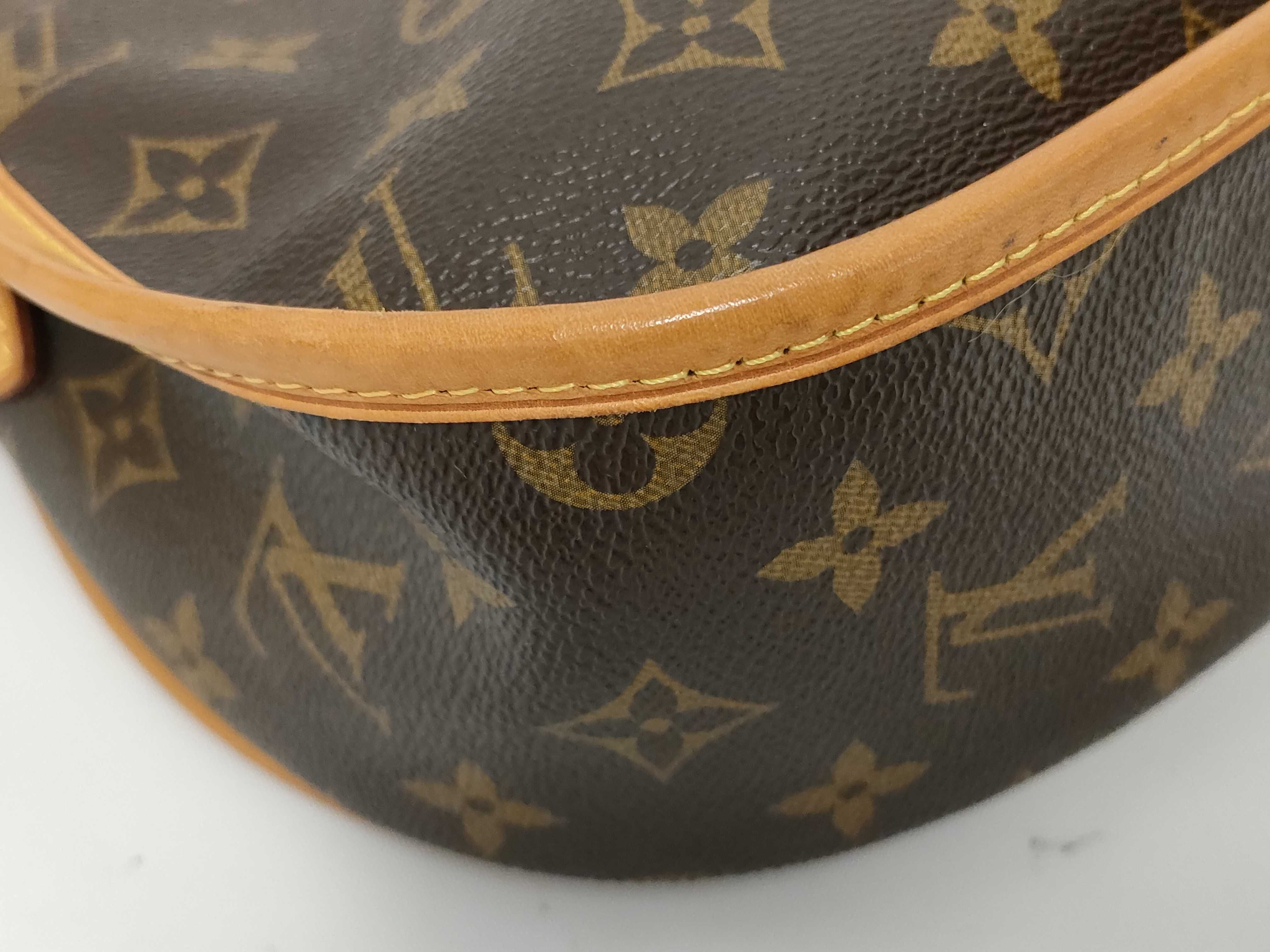 Monogram Louis Vuitton Menilmontant PM Monogram M40474 Shoulder Bag — view 4