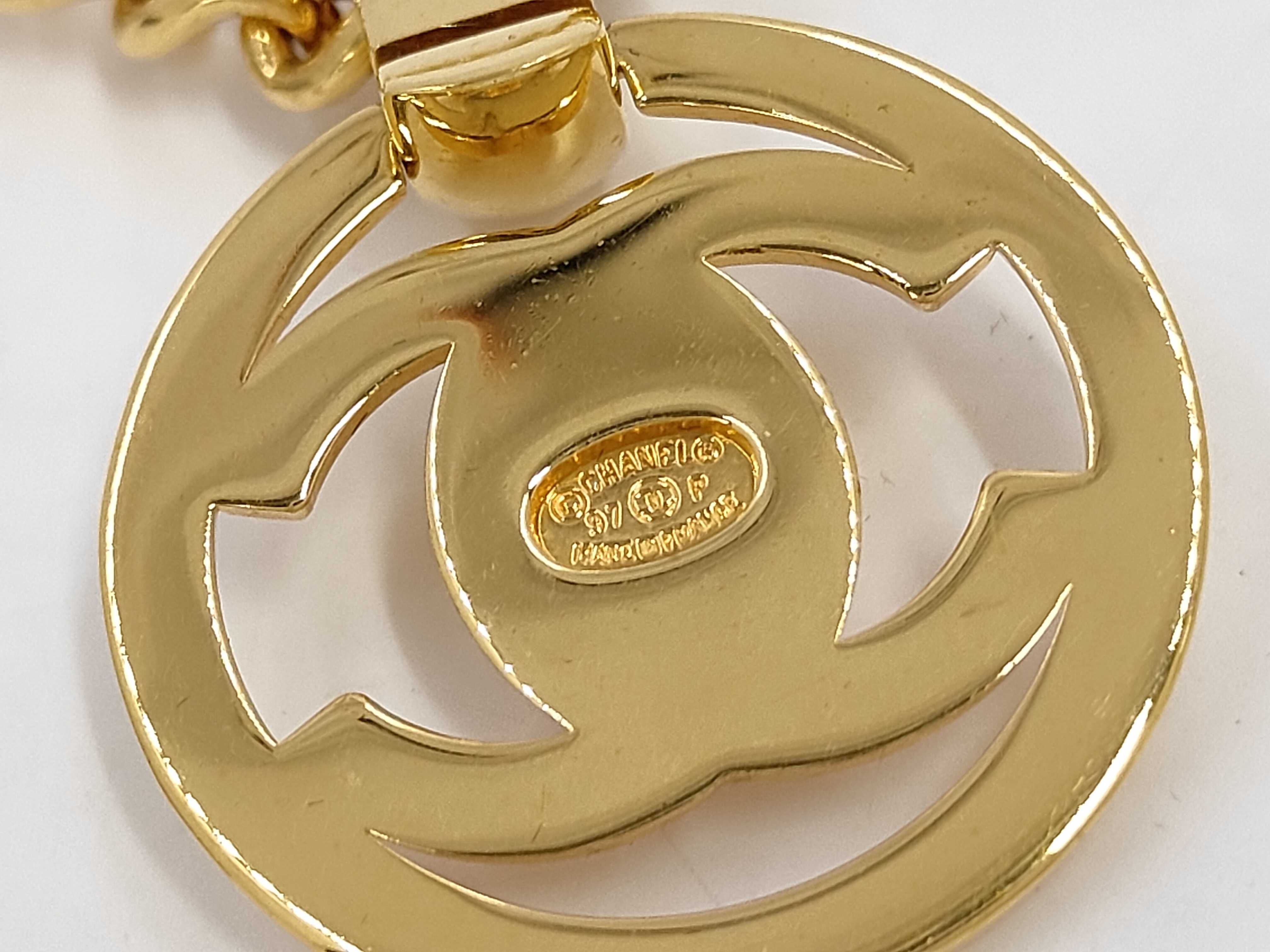 Turnlock Coco Mark Necklace — view 3