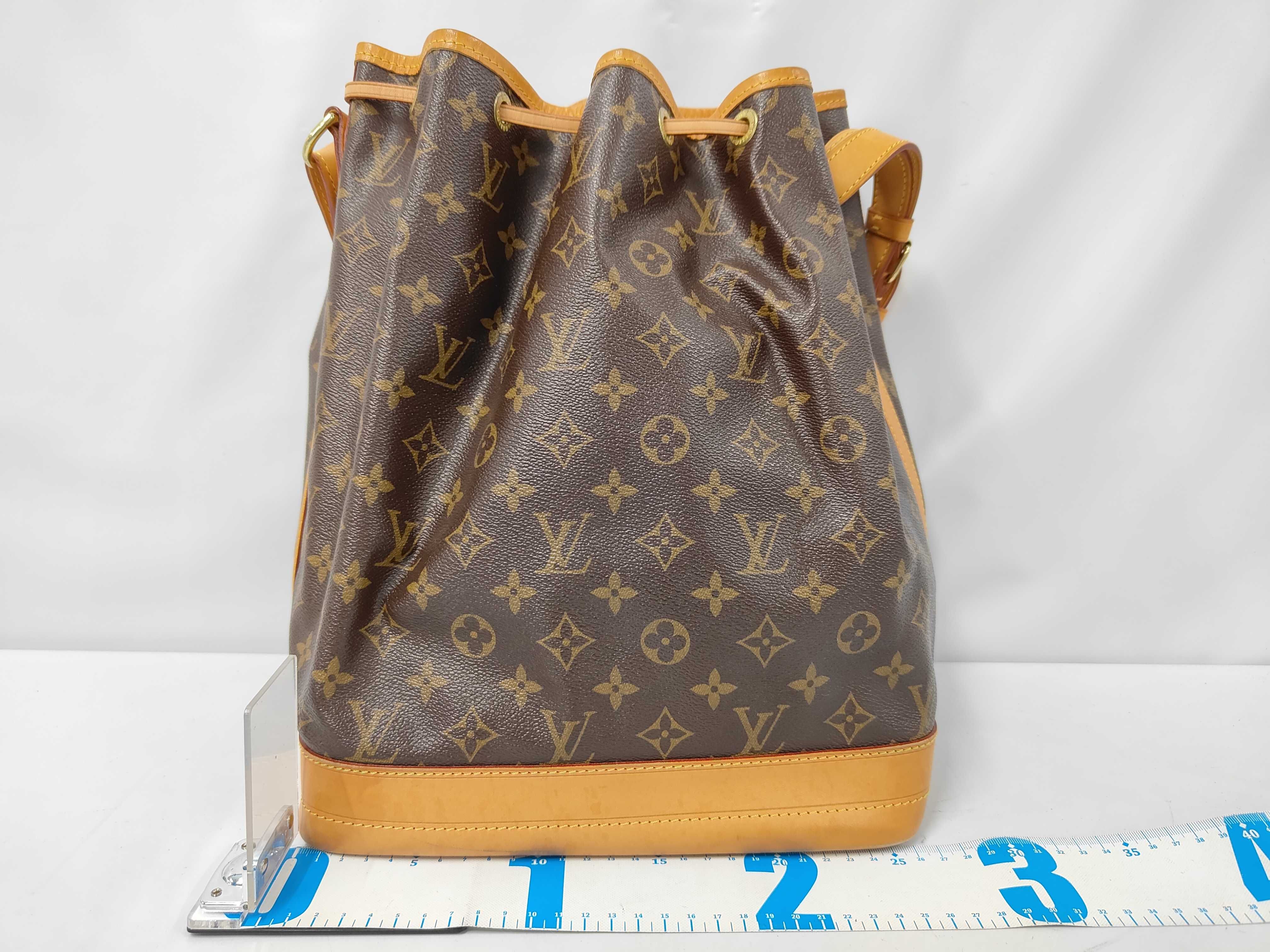 Monogram Noe SA0176 Shoulder Bag — view 2