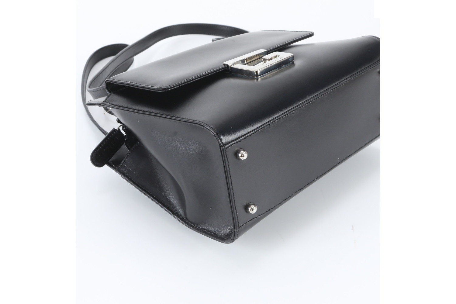 Leather shoulder bag — view 5