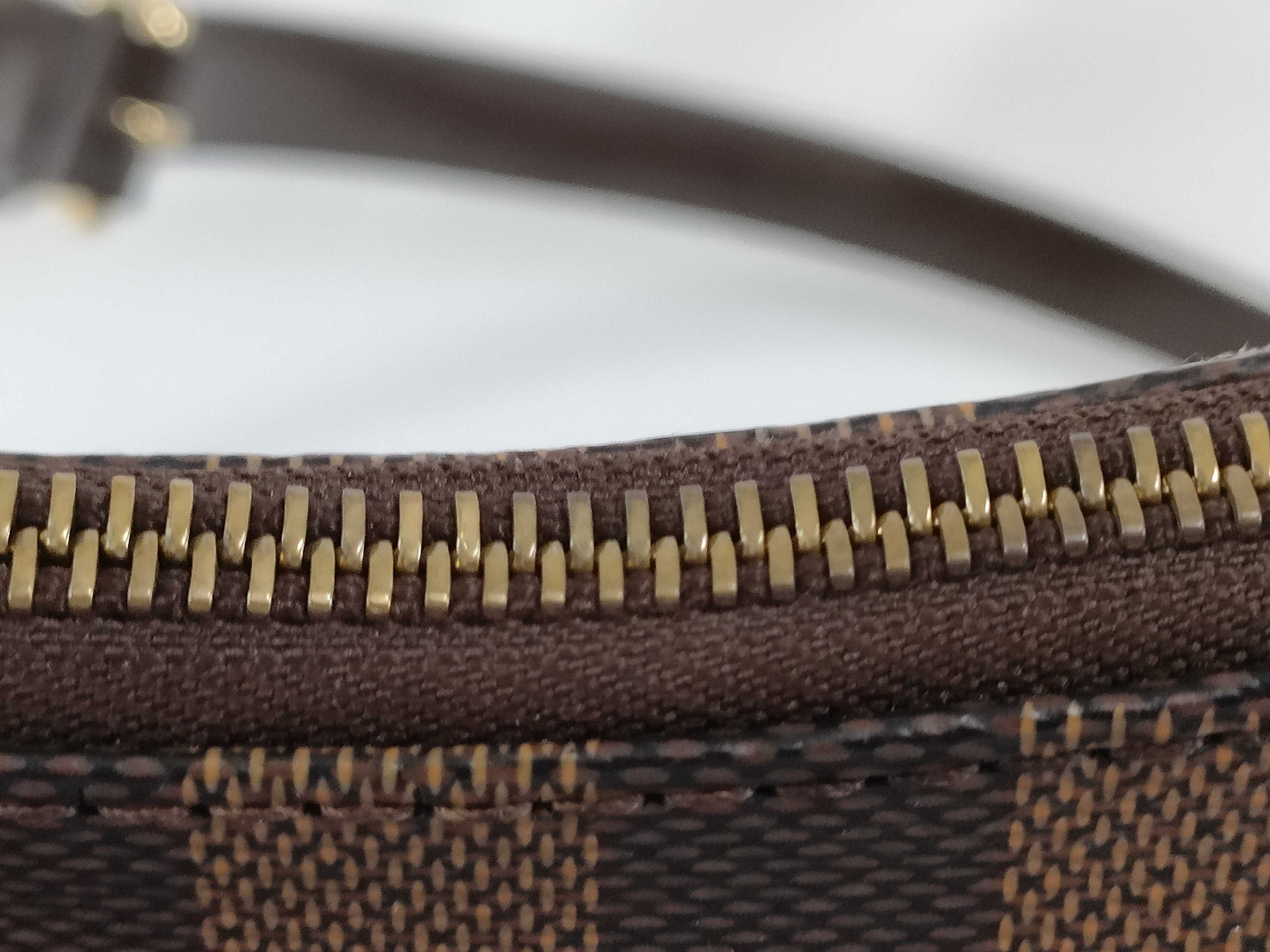 Damier Bloomsbury PM Shoulder Bag N42251 — view 6
