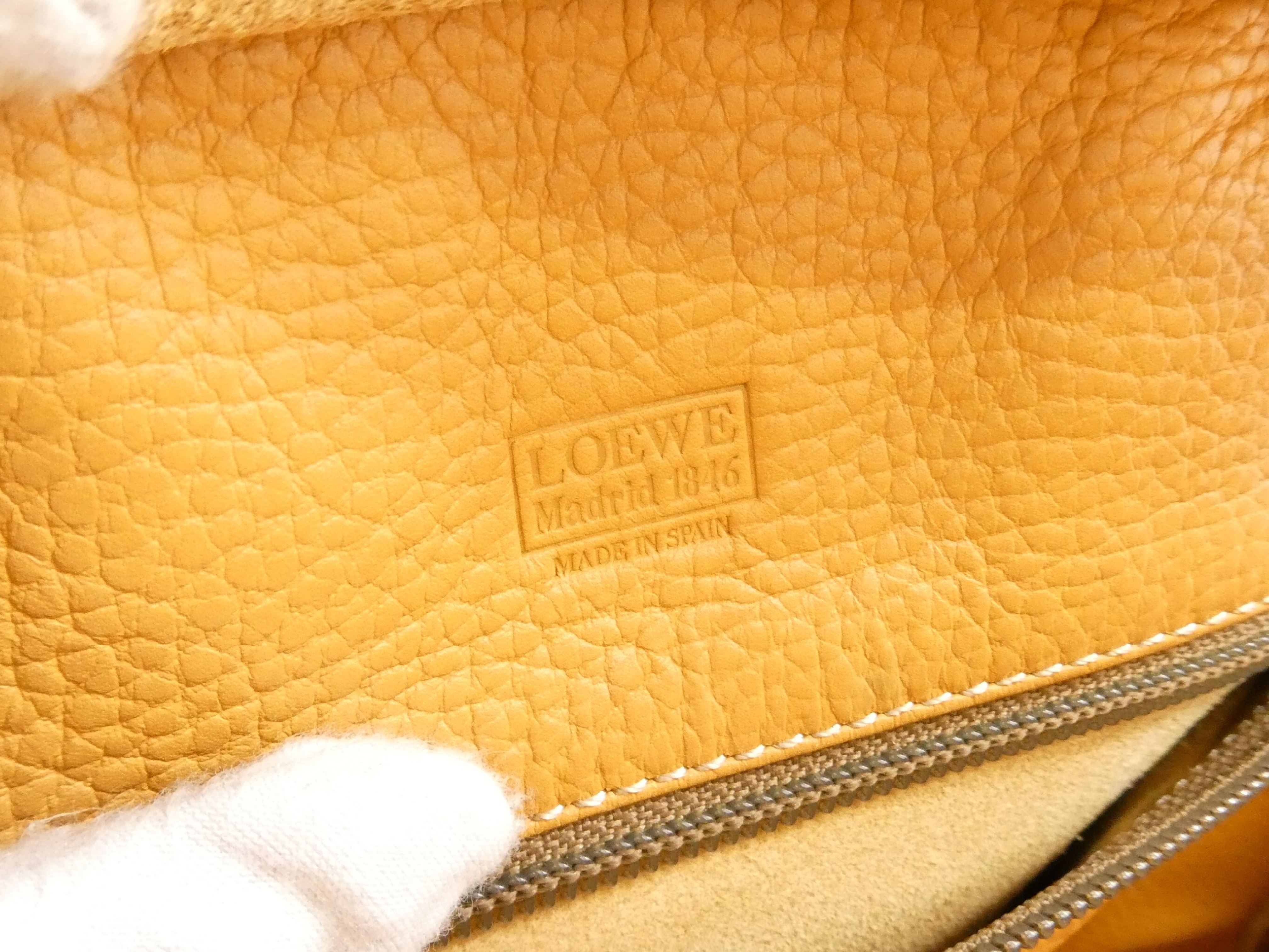 Amazona Leather Handbag — view 8