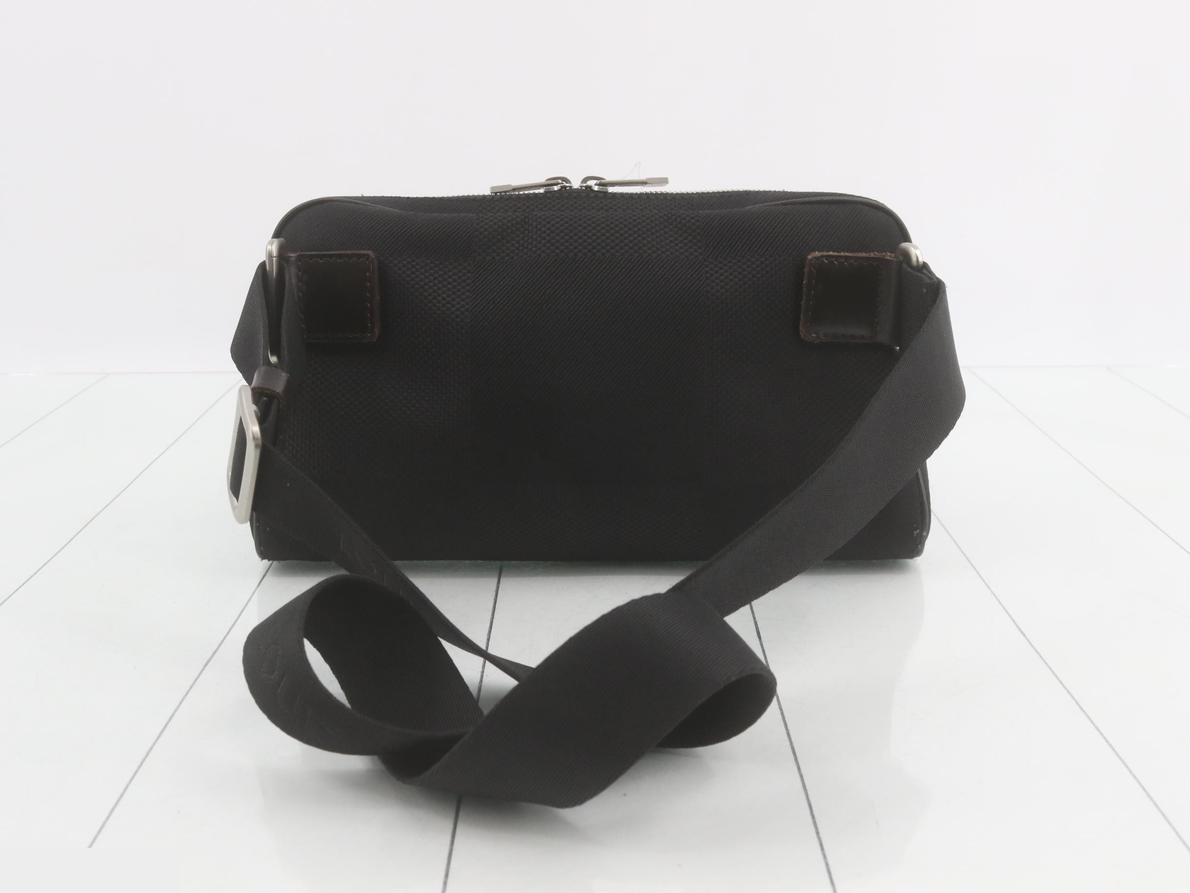 Damier Juan Acrobat — view 2