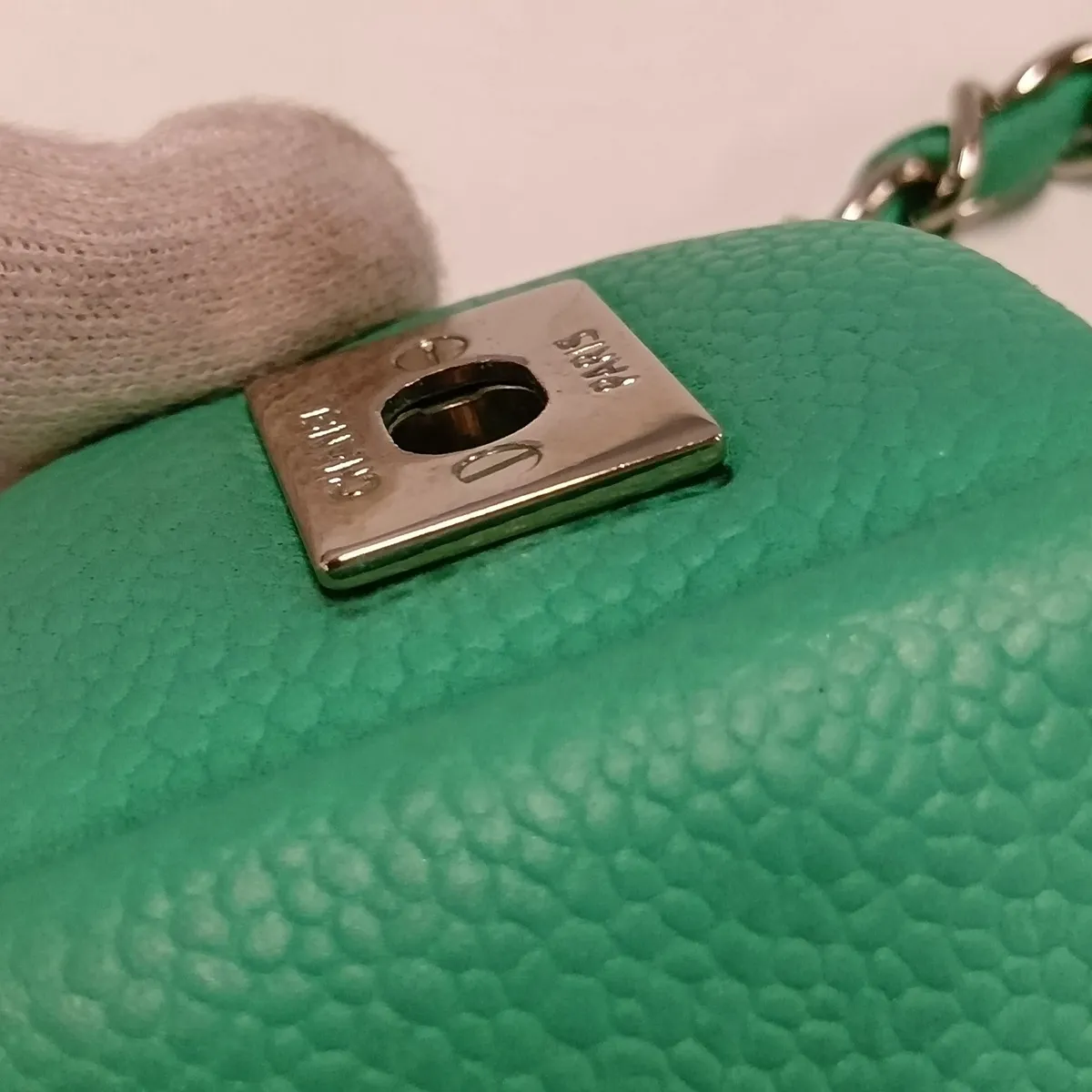 Mini Matelassé 20 Caviar Skin Single Flap Single Chain Bag, Green, Silver Hardware, 17920482, Serial Number 17-series, A69900 — view 14