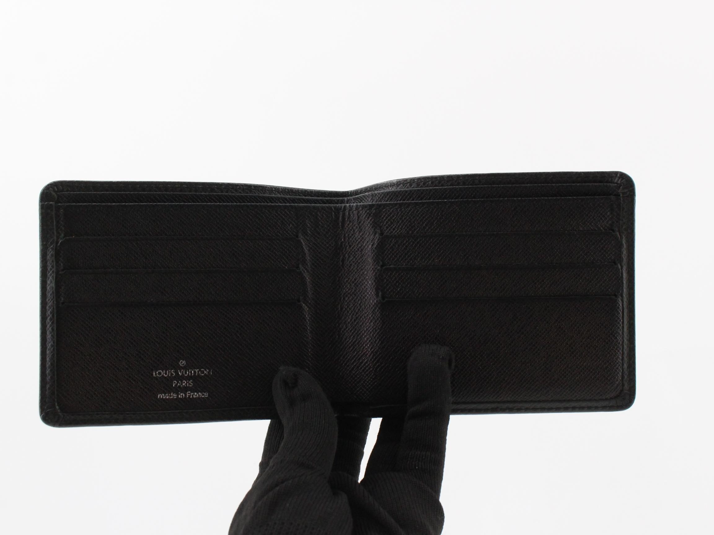 LV Taiga Portemonnaie Billet Carte Crédit Noir — view 4