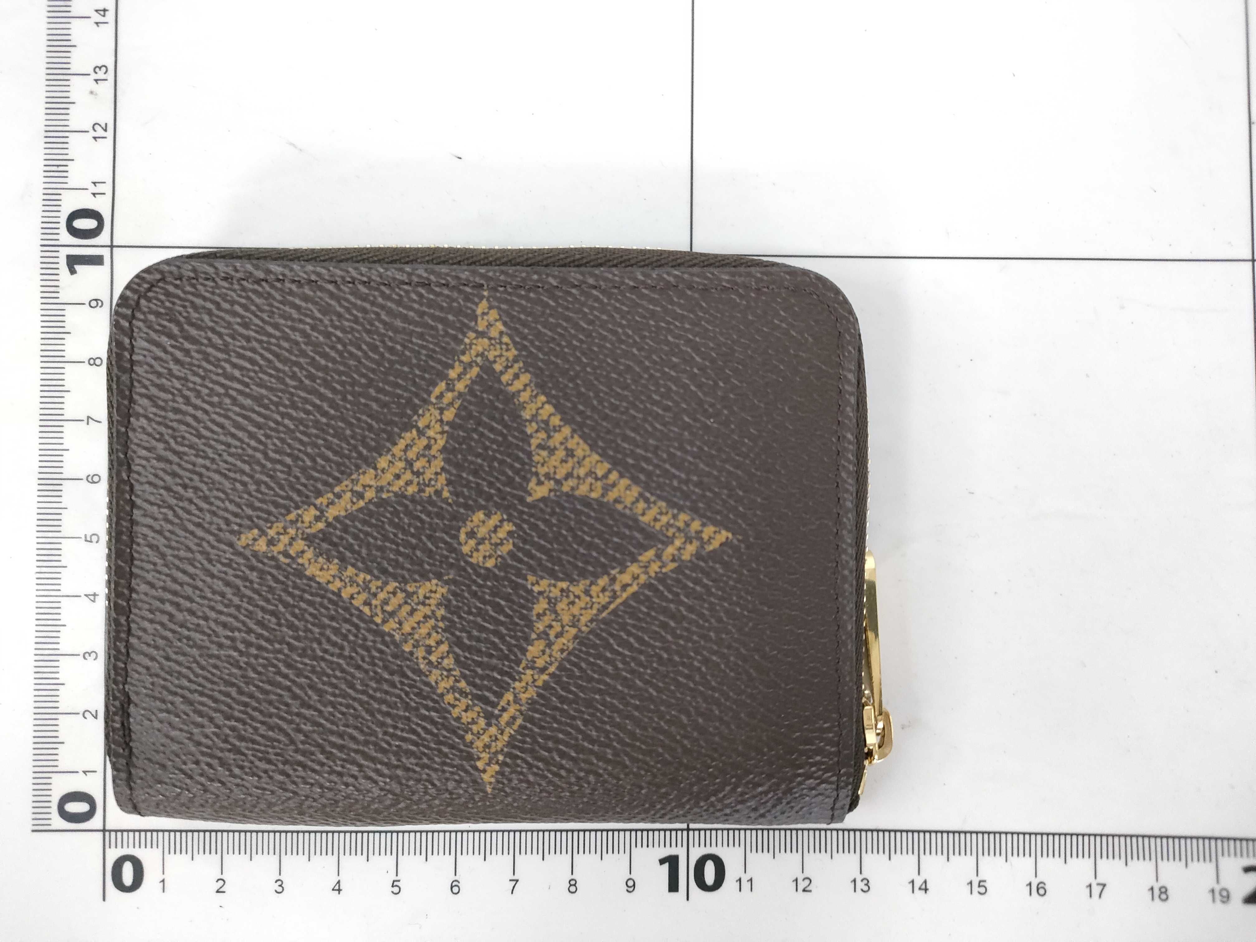LV Mini Wallet — view 2
