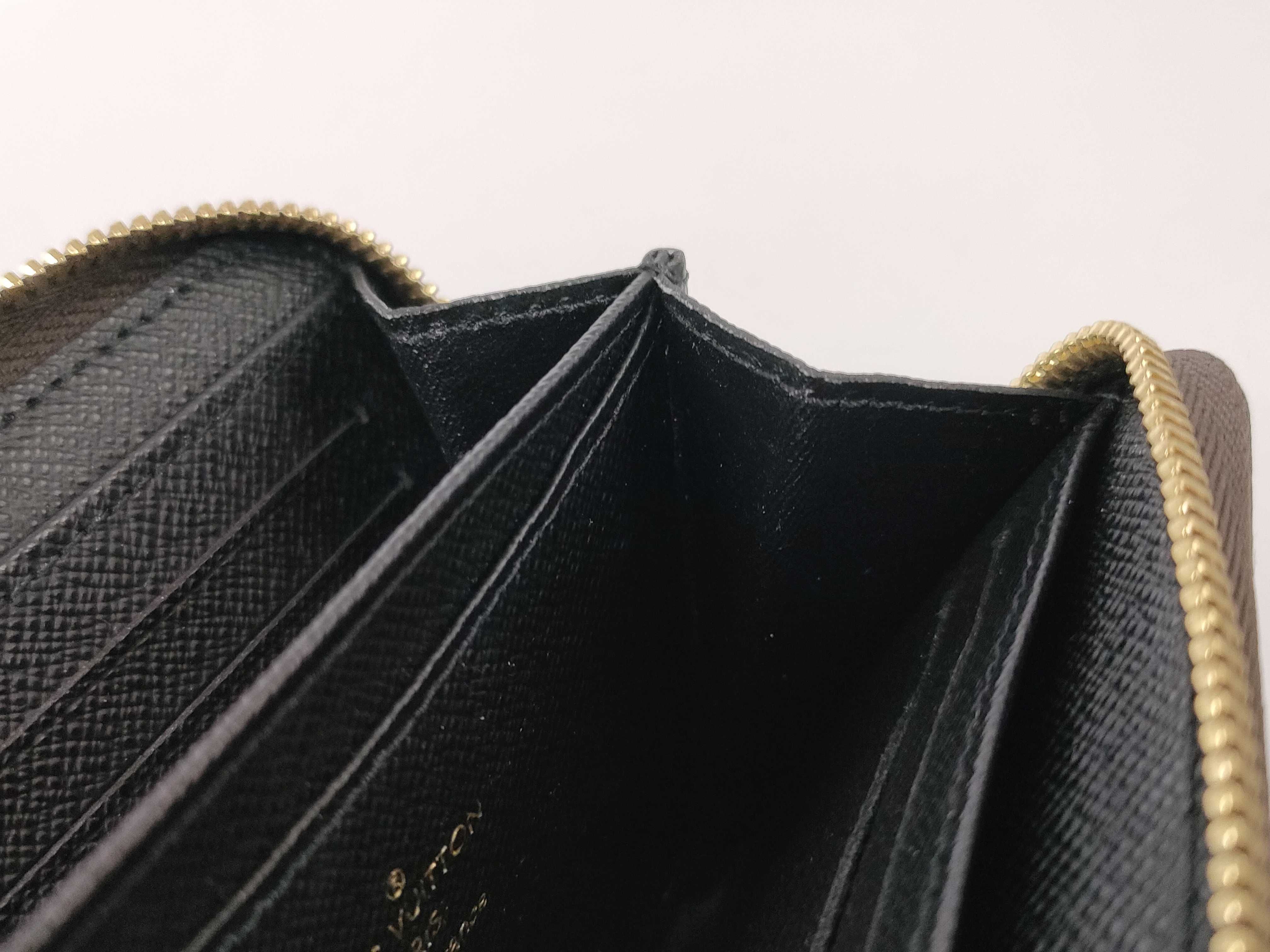 LV Mini Wallet — view 9
