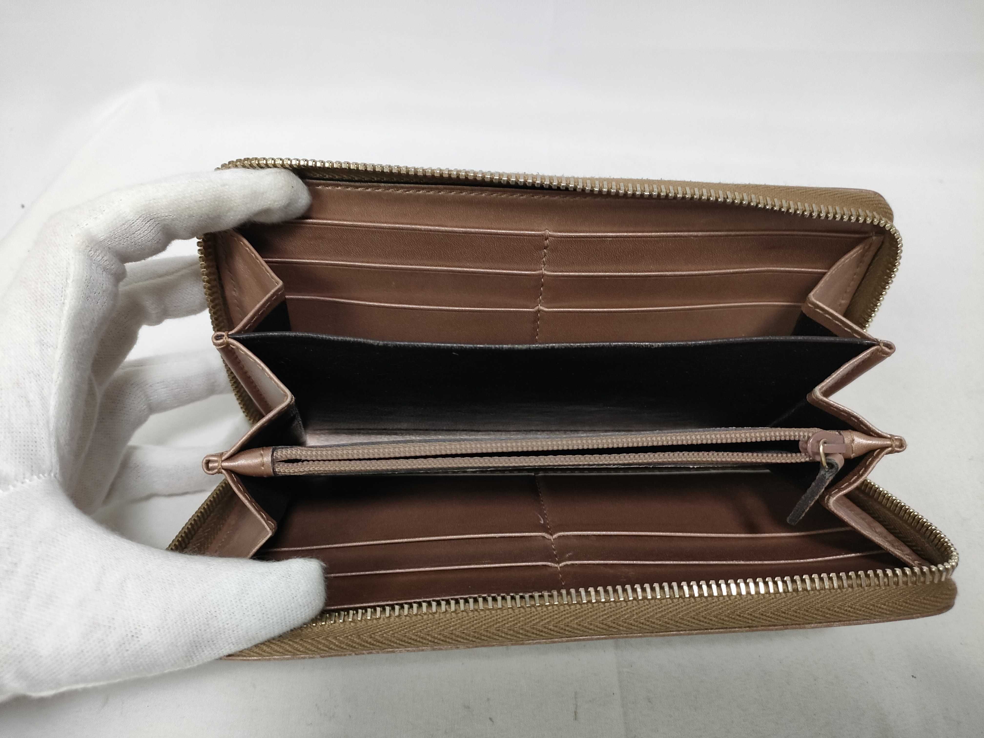 Interlocking Long Wallet — view 9