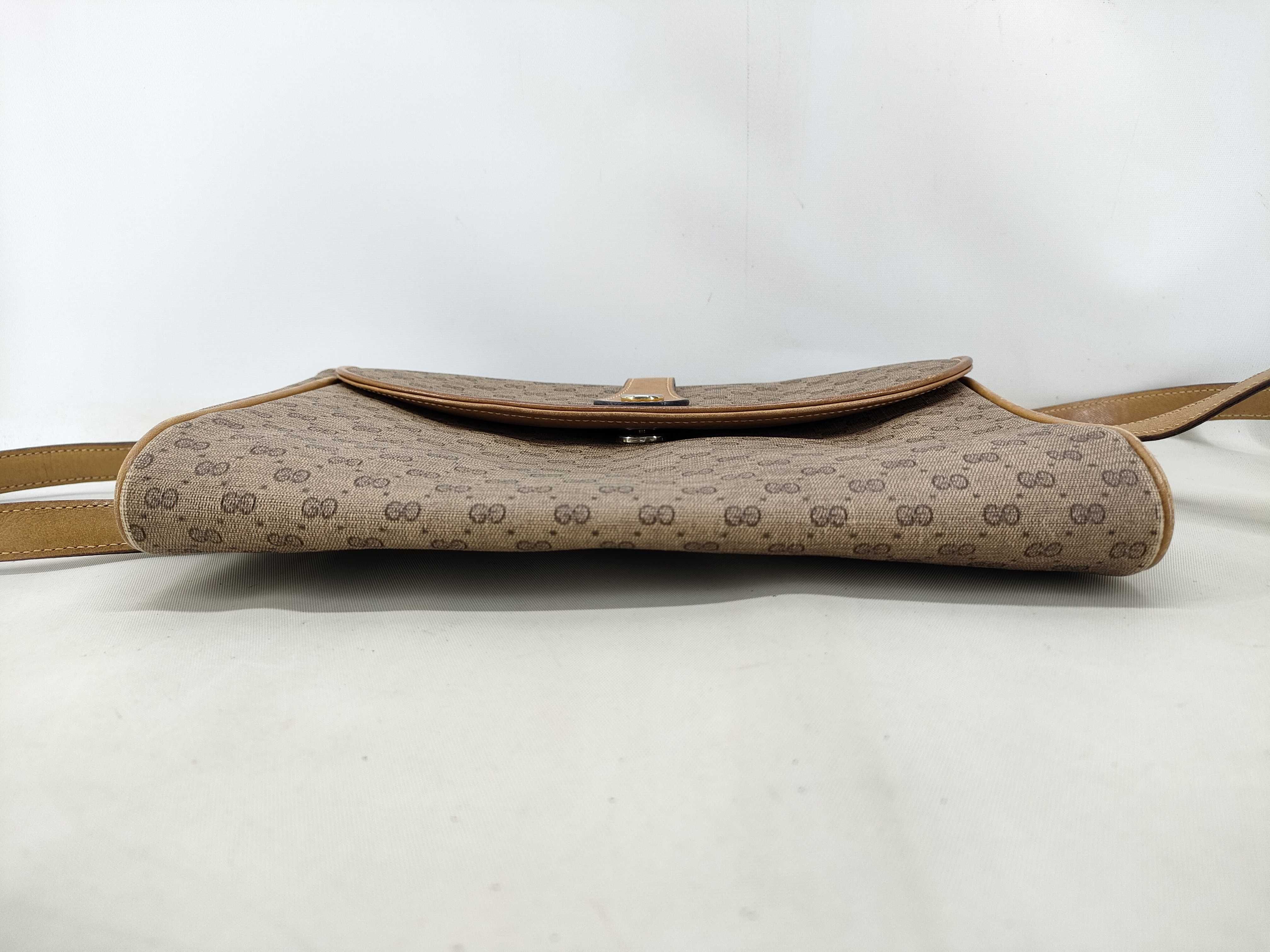 GG Gucci Micro GG Pattern Shoulder Bag — view 3