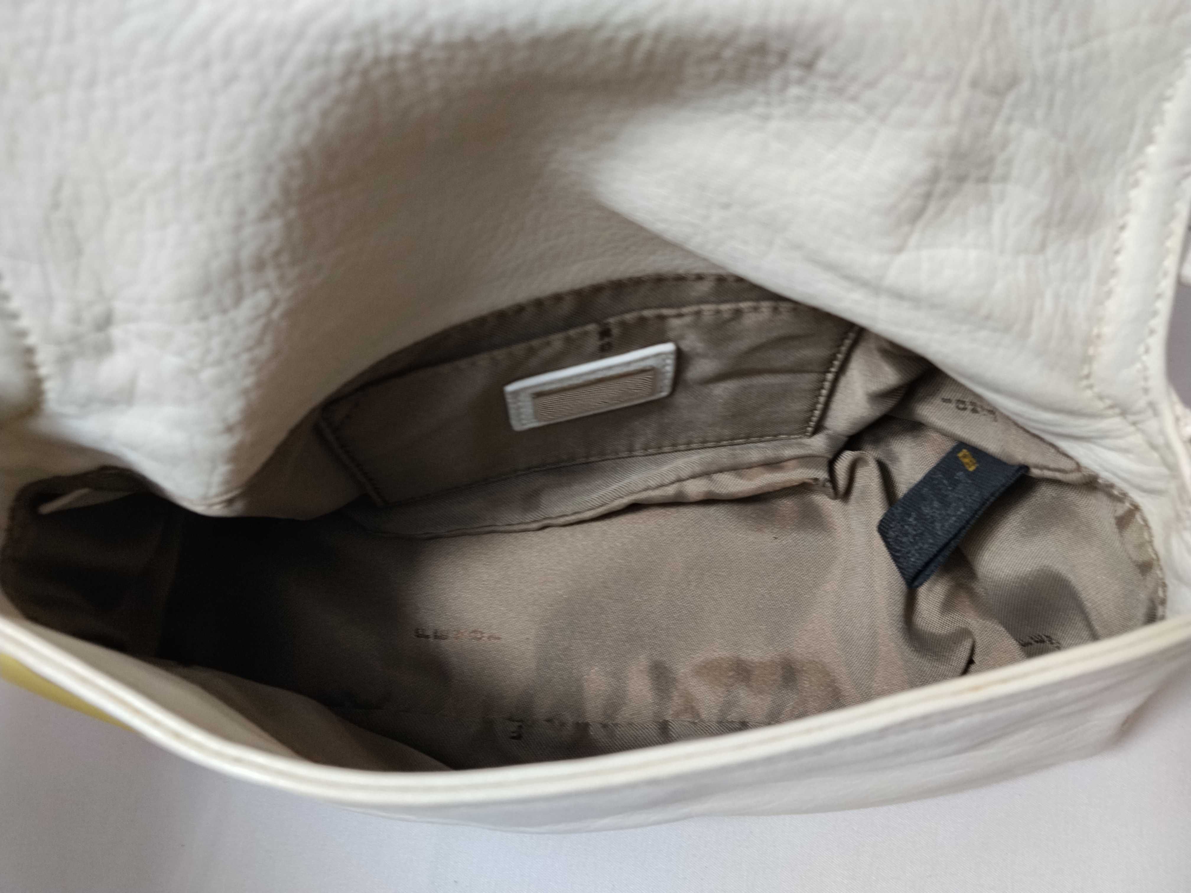 Mamma Bucket Shoulder Bag — view 12