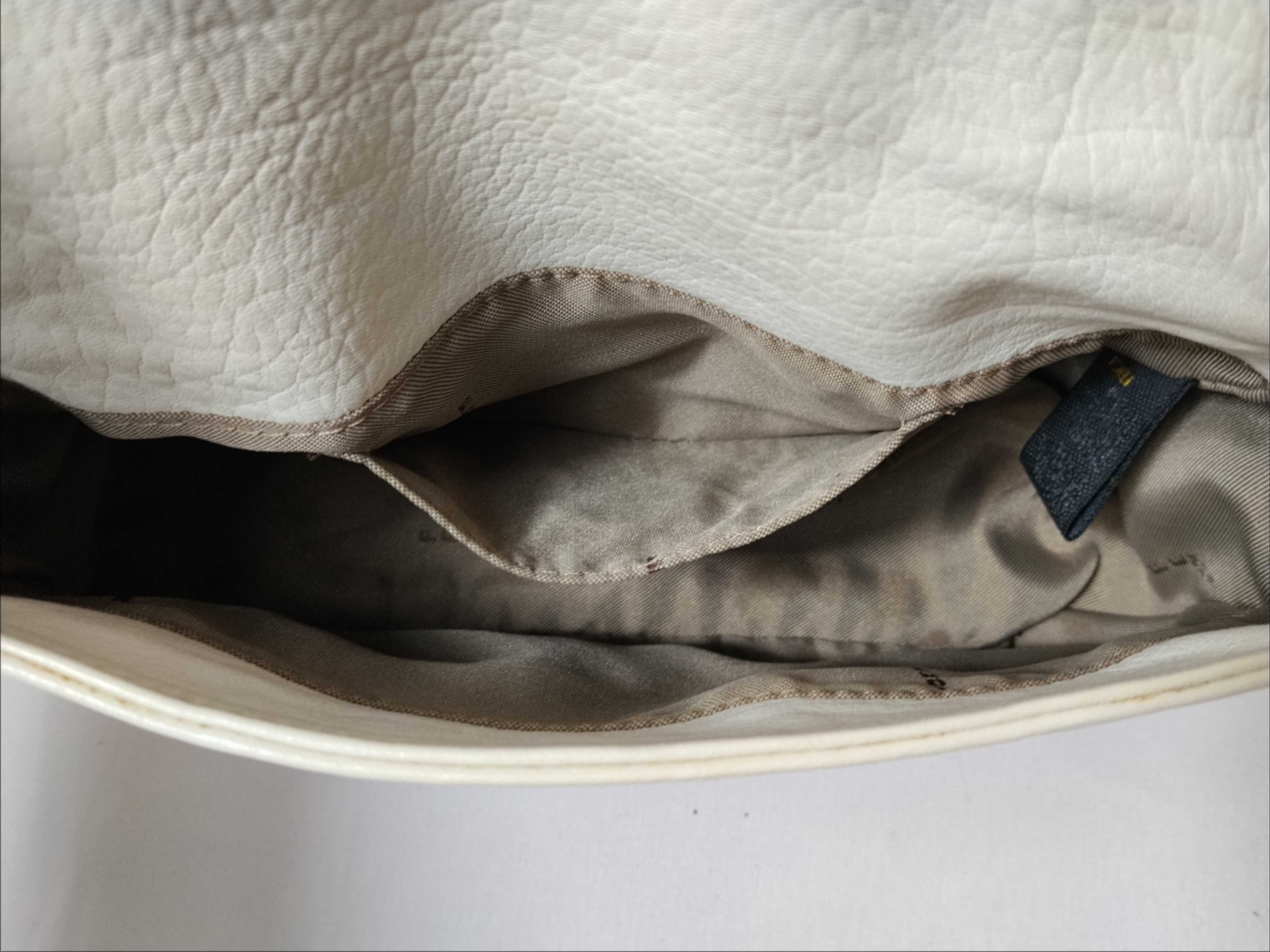 Mamma Bucket Shoulder Bag — view 13