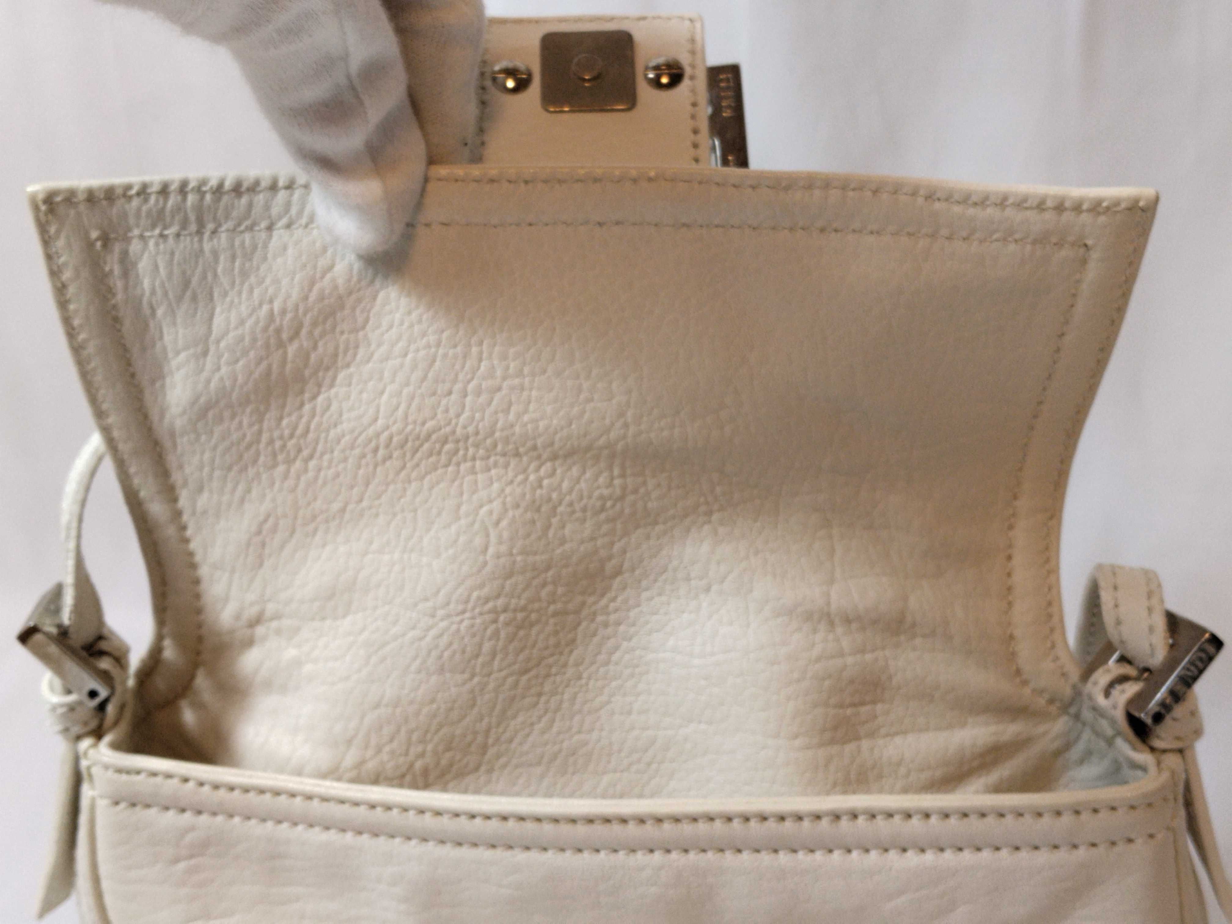 Mamma Bucket Shoulder Bag — view 10