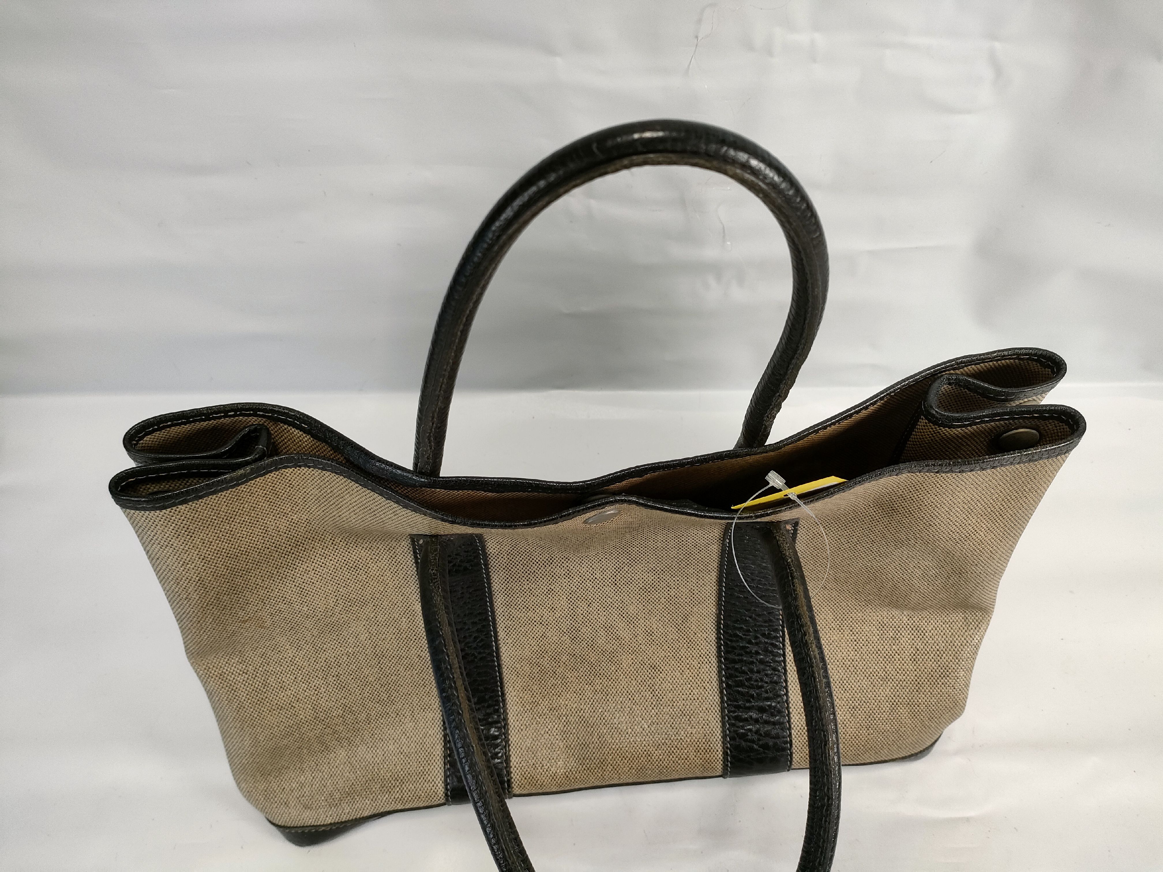 Garden Party Grey Toile H D-stamp Tote Bag — view 8