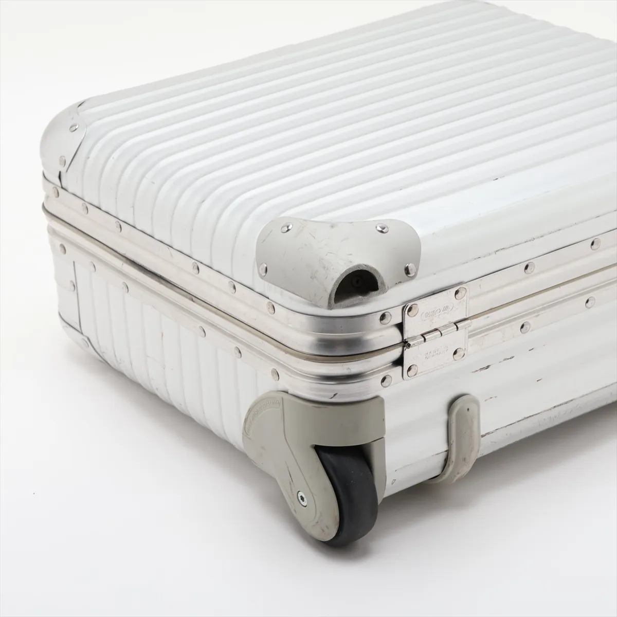 [Individually packaged] Rimowa Business Trolley Aluminum Carry Case Silver PIN Code: 152 — view 4