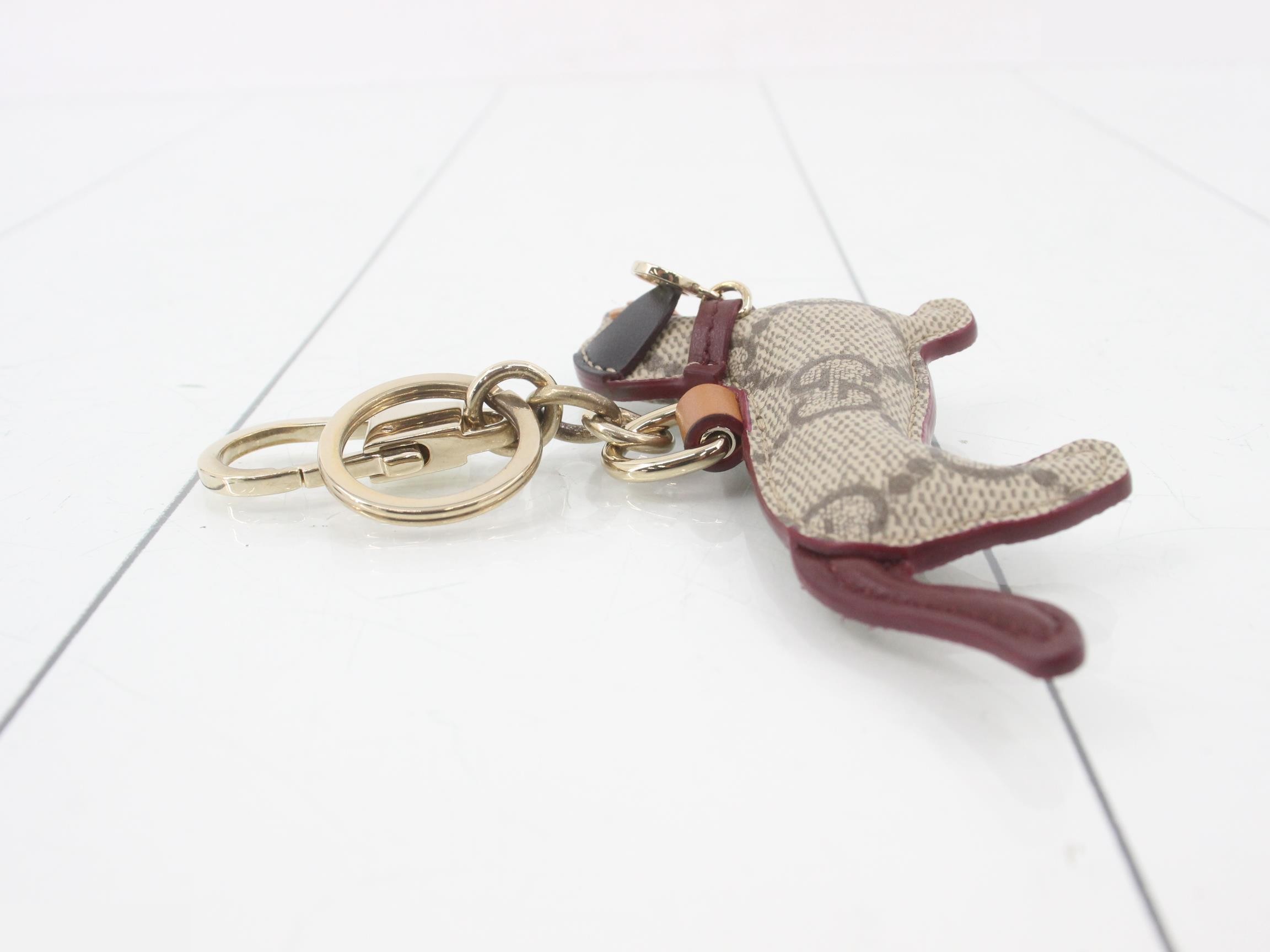 Bag charm, dog shape, dachshund — view 3