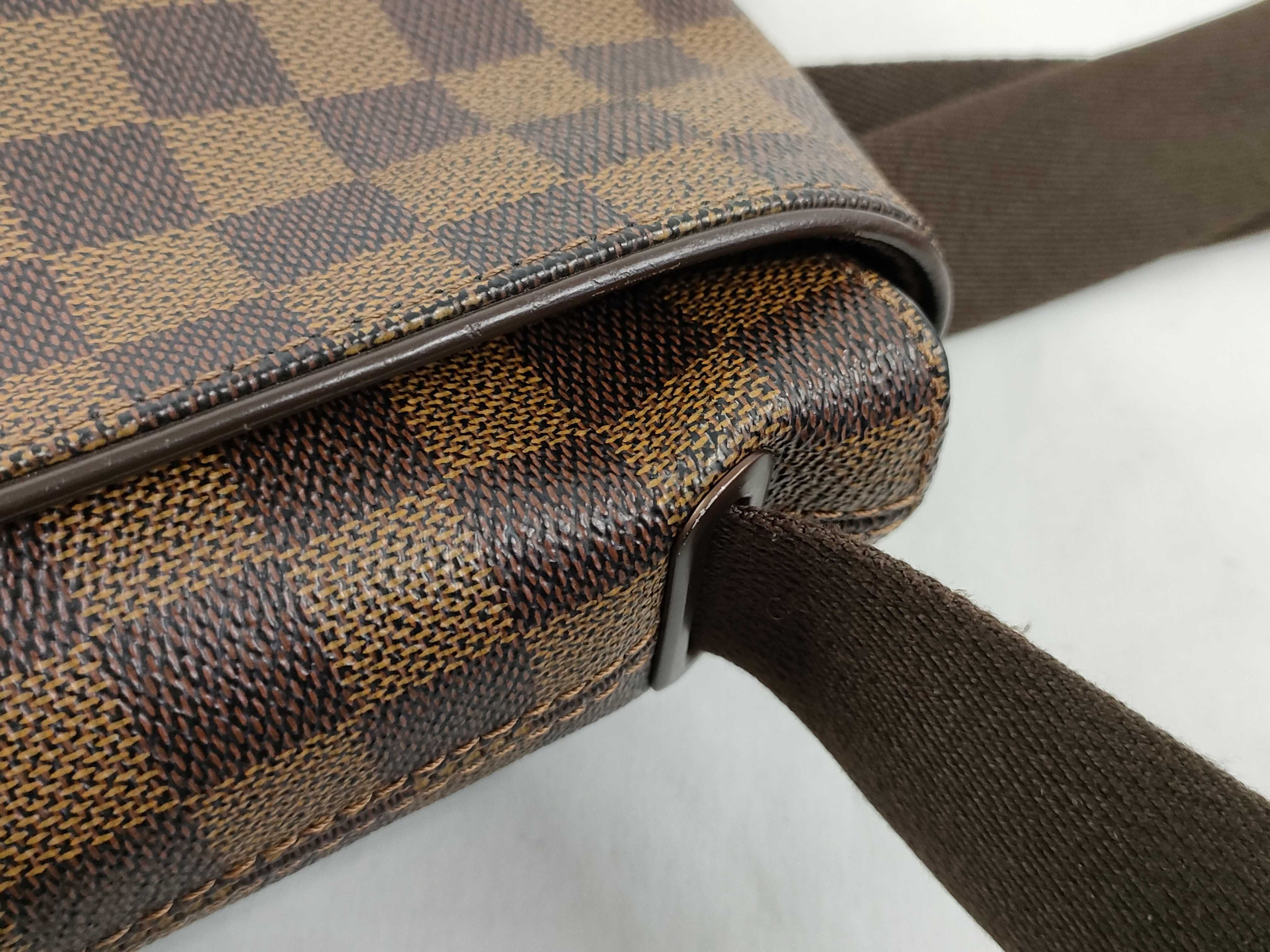 Damier Louis Vuitton Message Shoulder Bag — view 5
