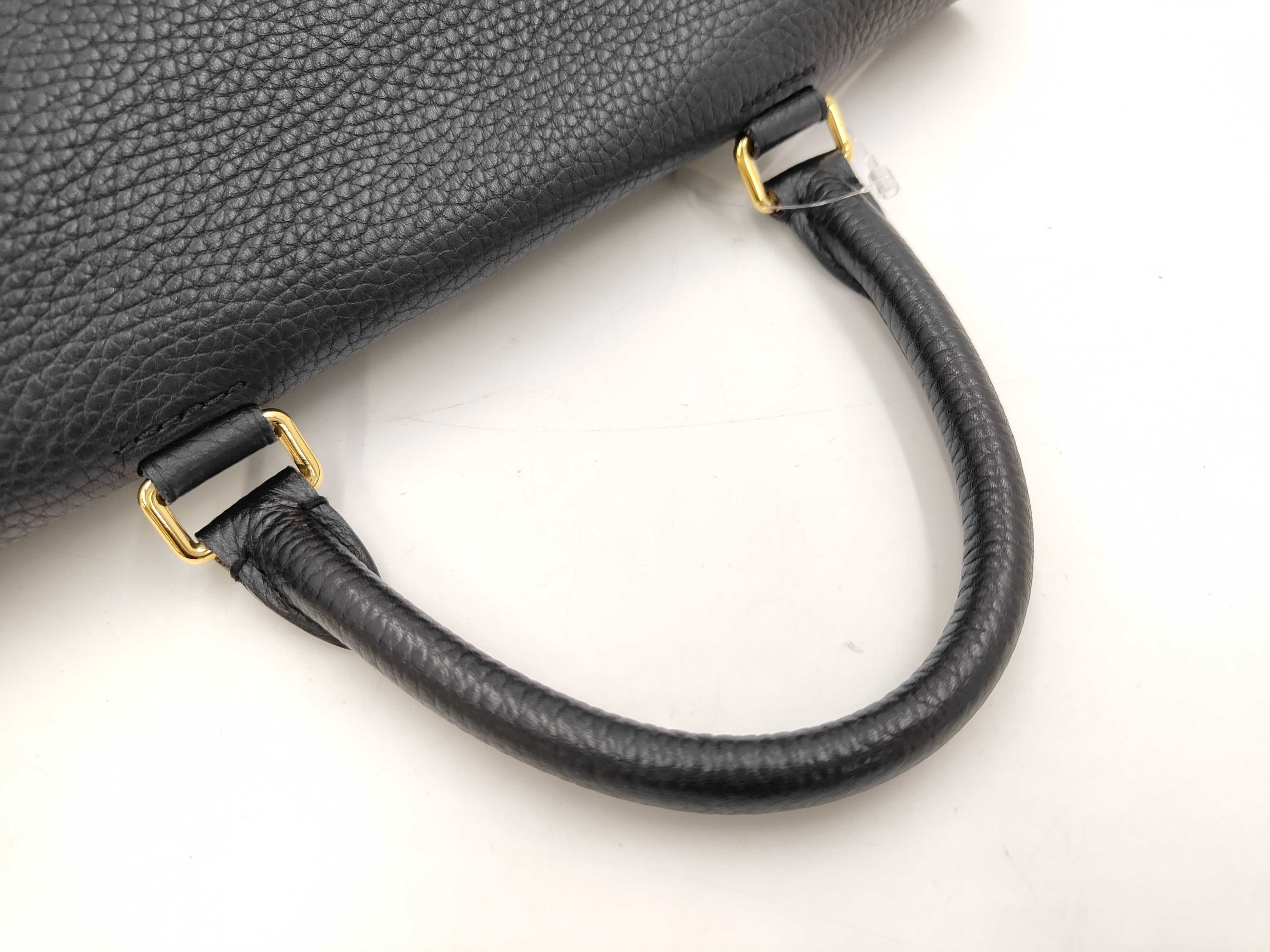 Volta 2-Way Shoulder Bag M50255 Taurillon Leather Shoulder Bag — view 4