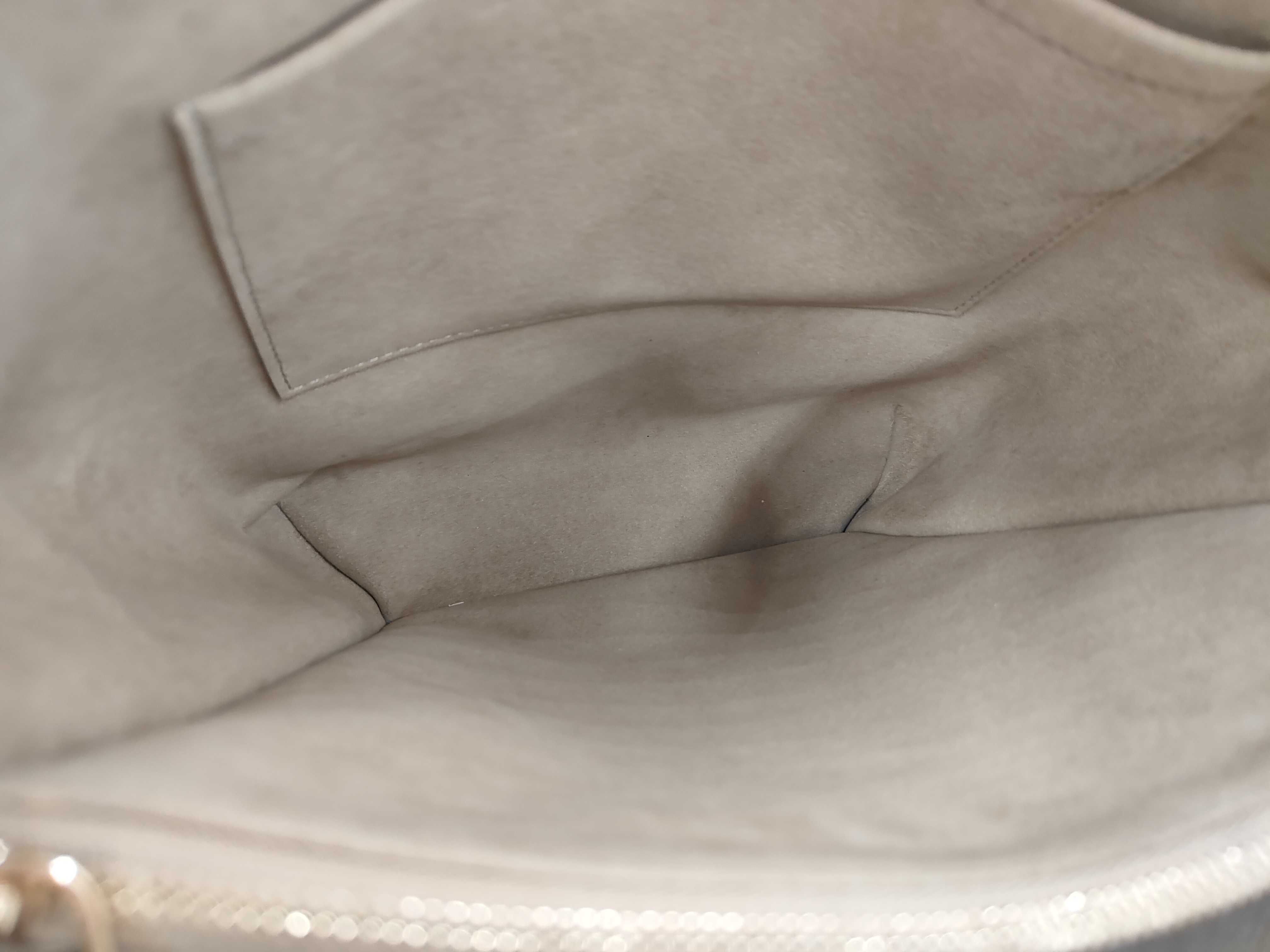 Volta 2-Way Shoulder Bag M50255 Taurillon Leather Shoulder Bag — view 9