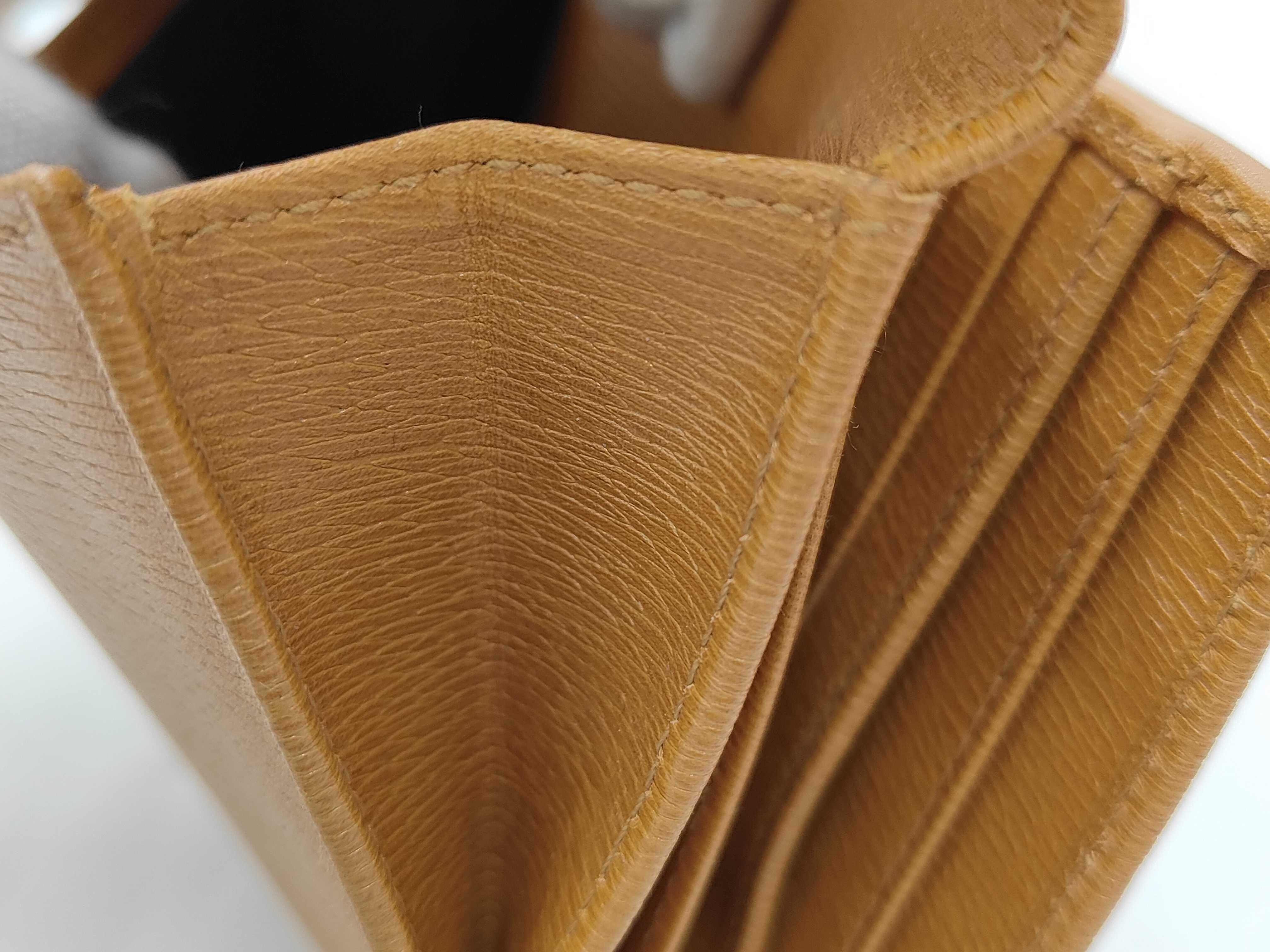 wallet — view 13