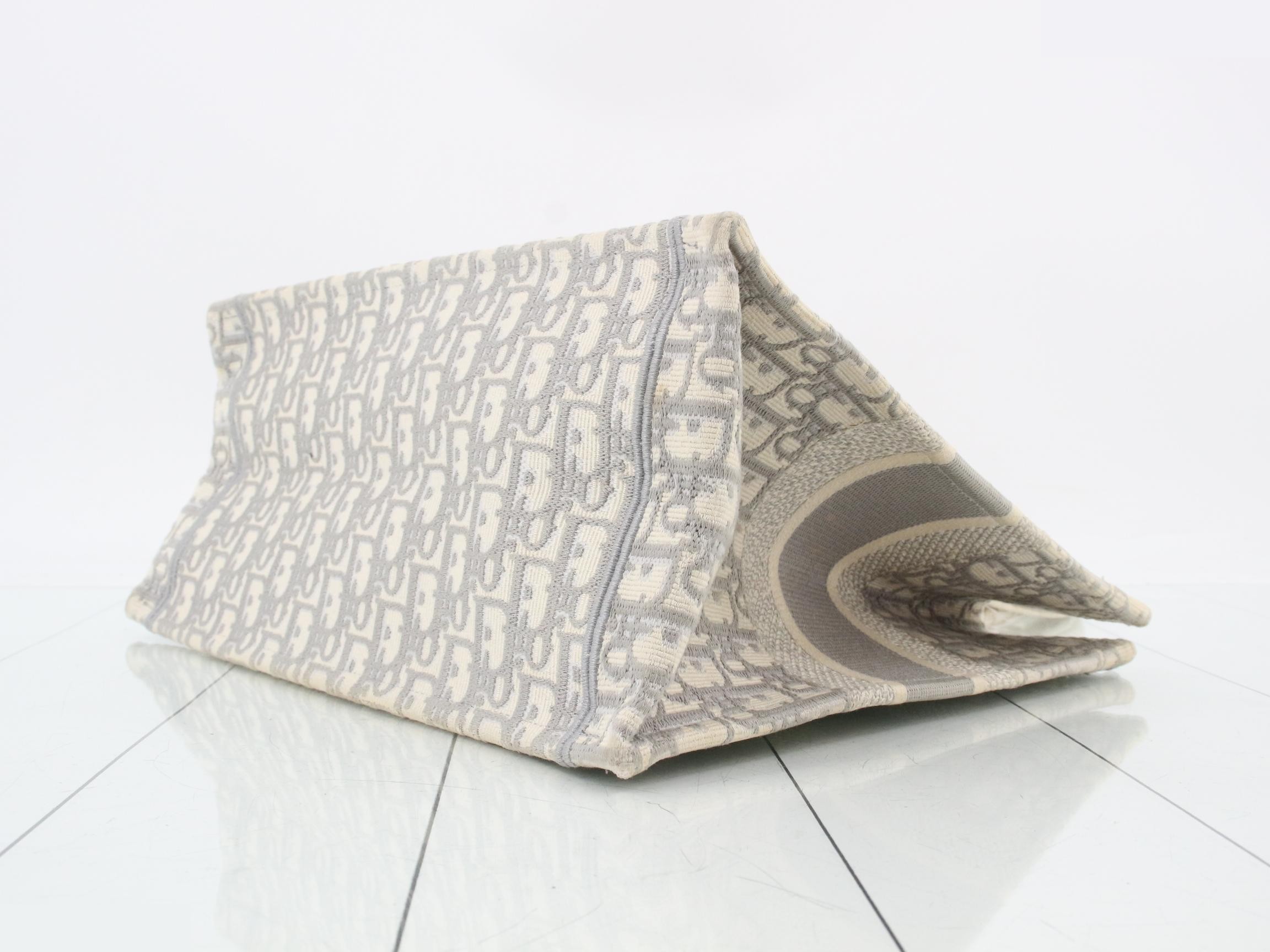 Book Tote Trotter — view 6