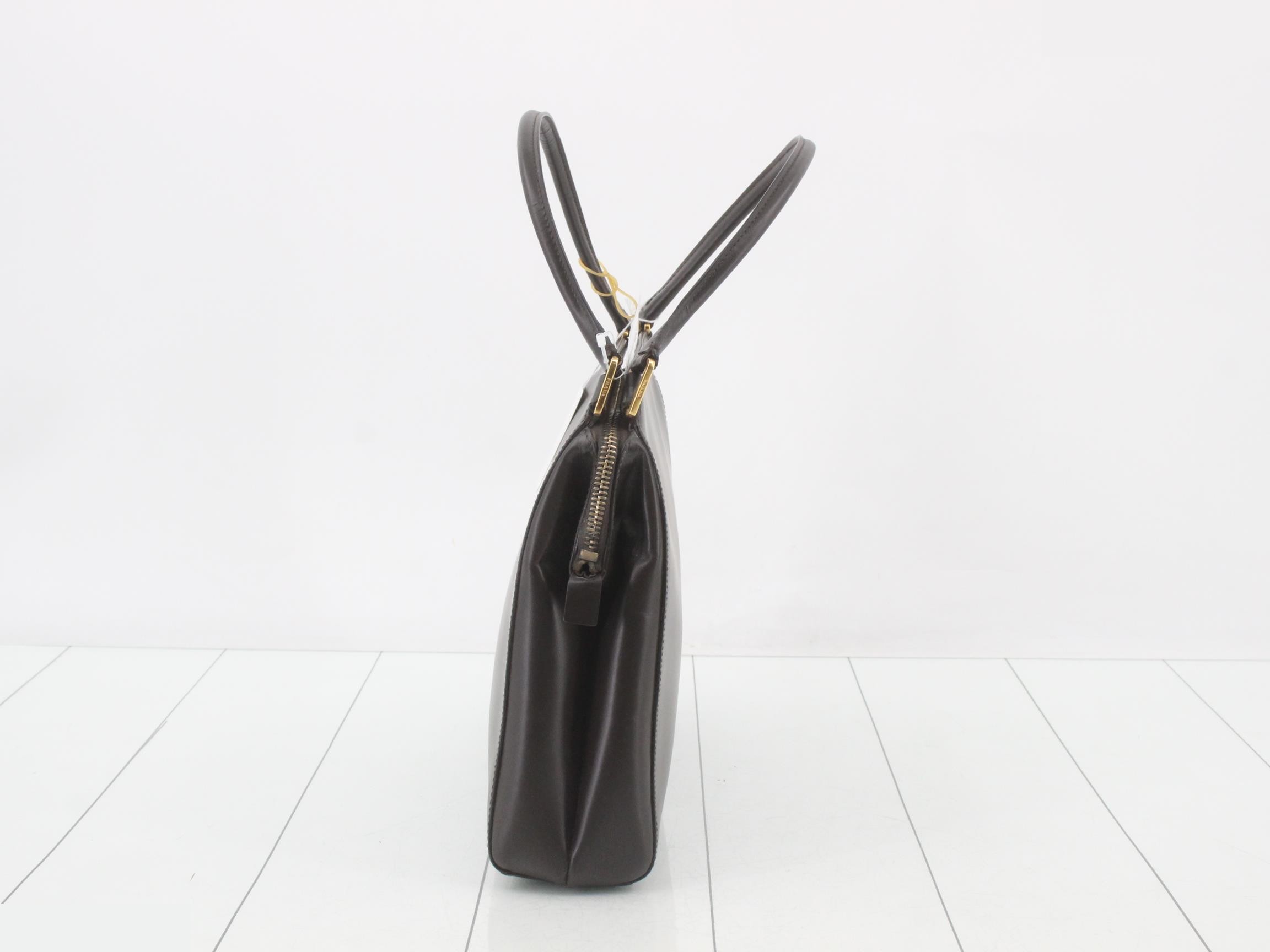 handbag — view 3