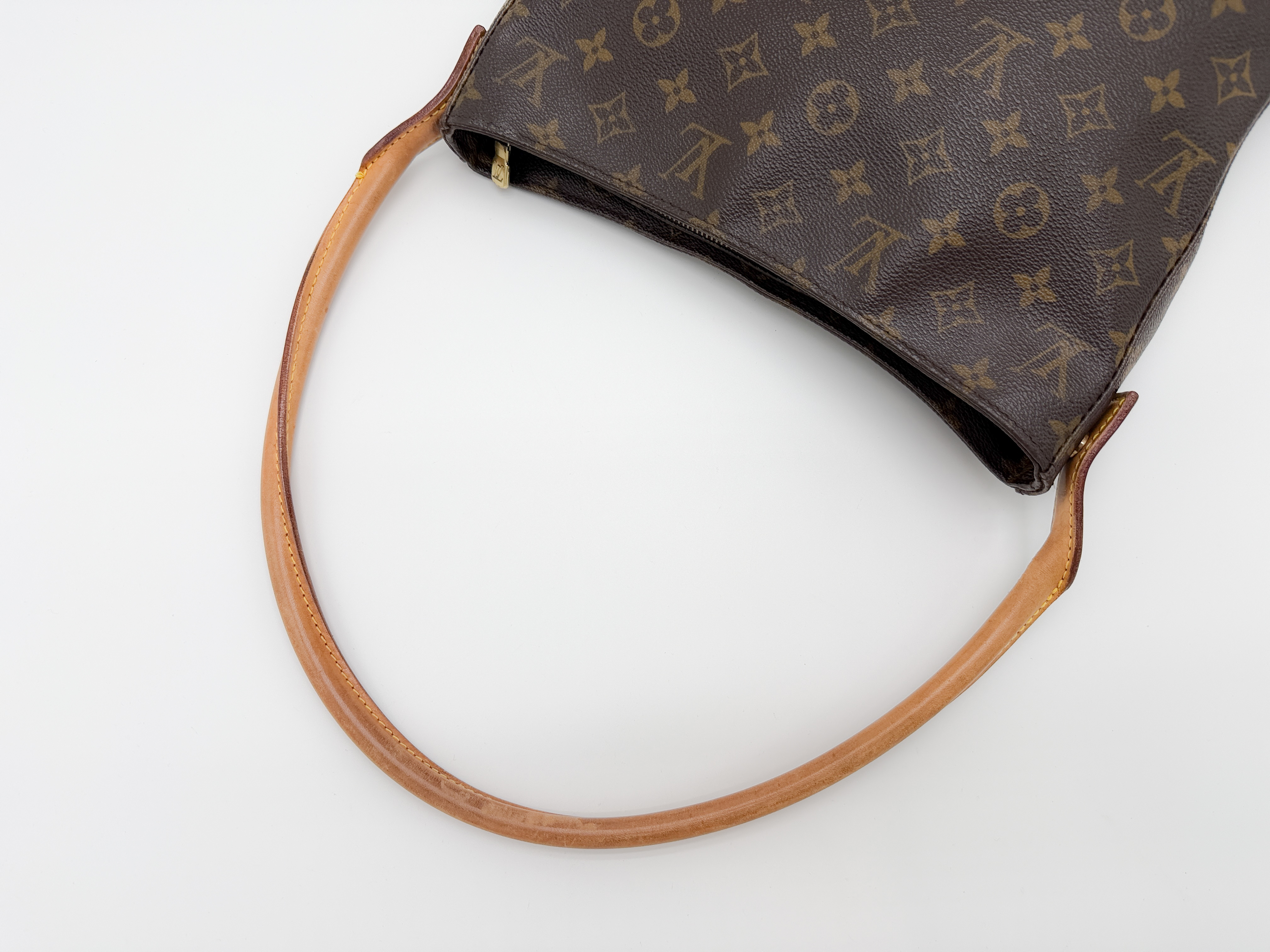 Monogram M51145 Looping GM MI1929 Shoulder Bag — view 3