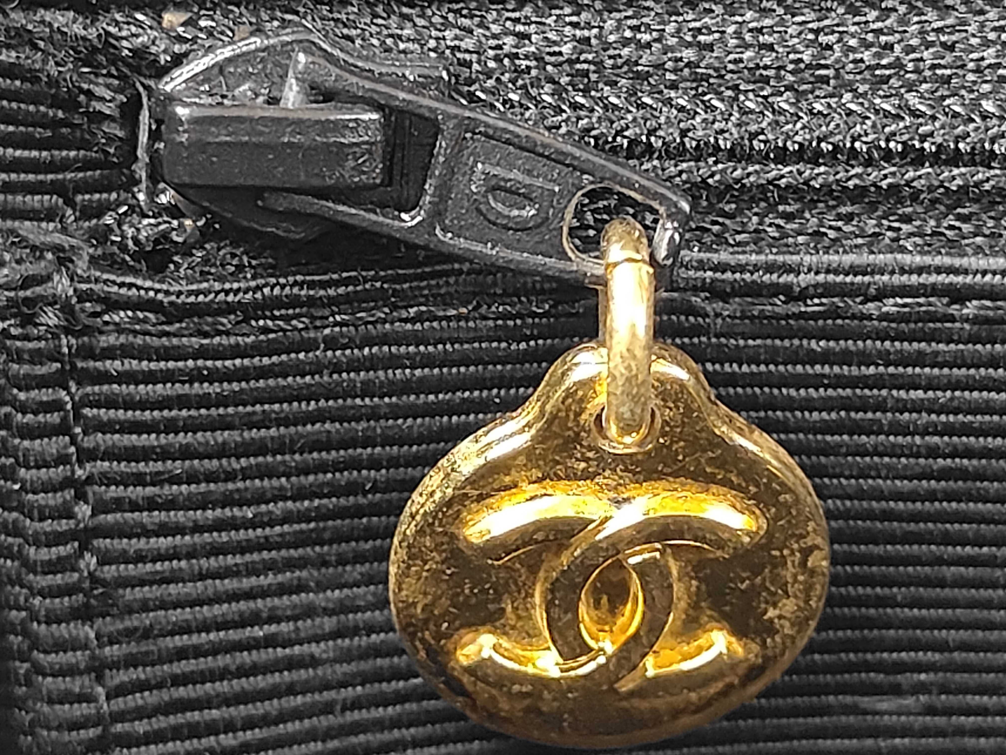 Velvet Velour Push-Lock Chain Mademoiselle Shoulder Bag — view 10