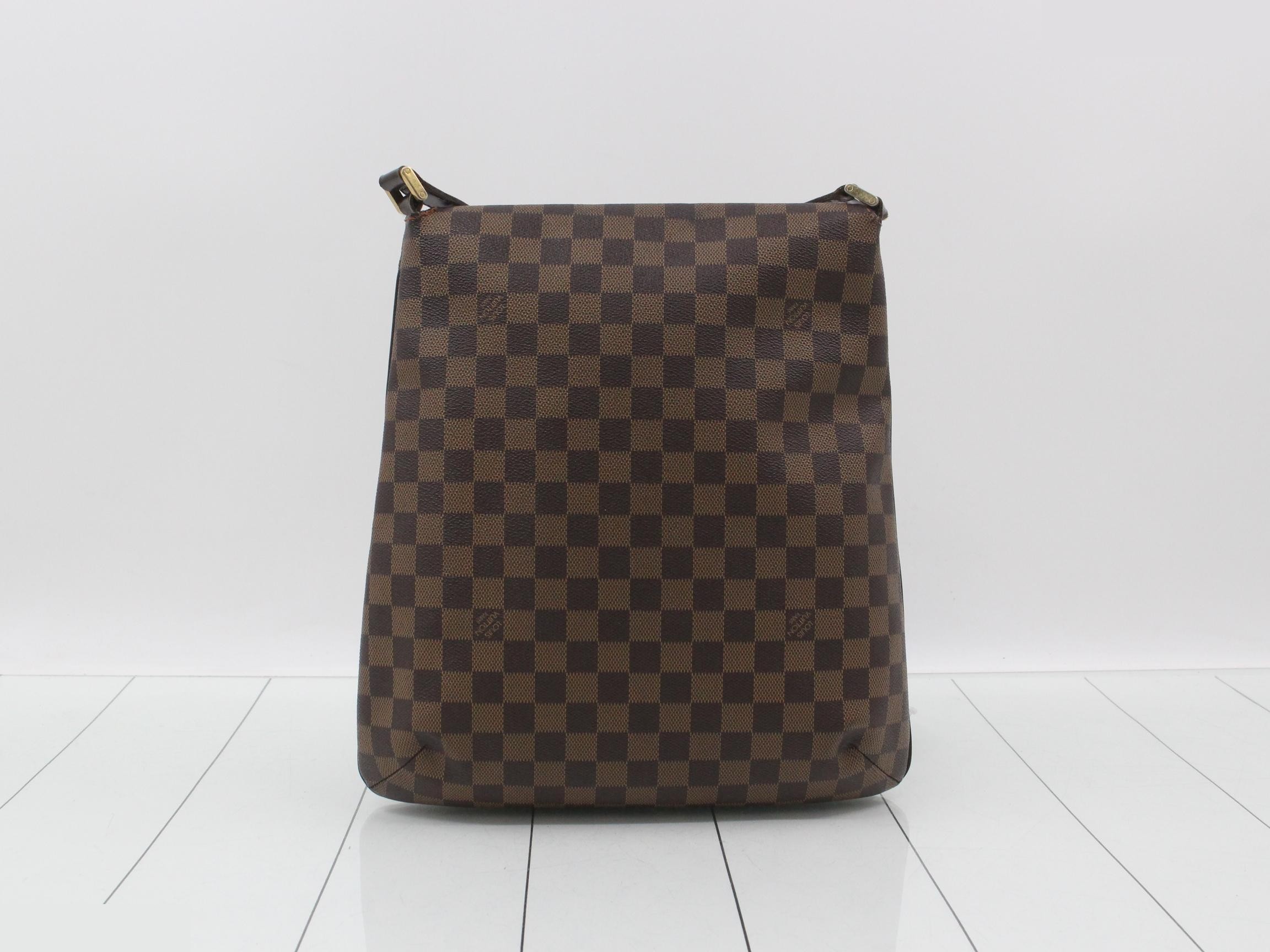 Musette — view 2
