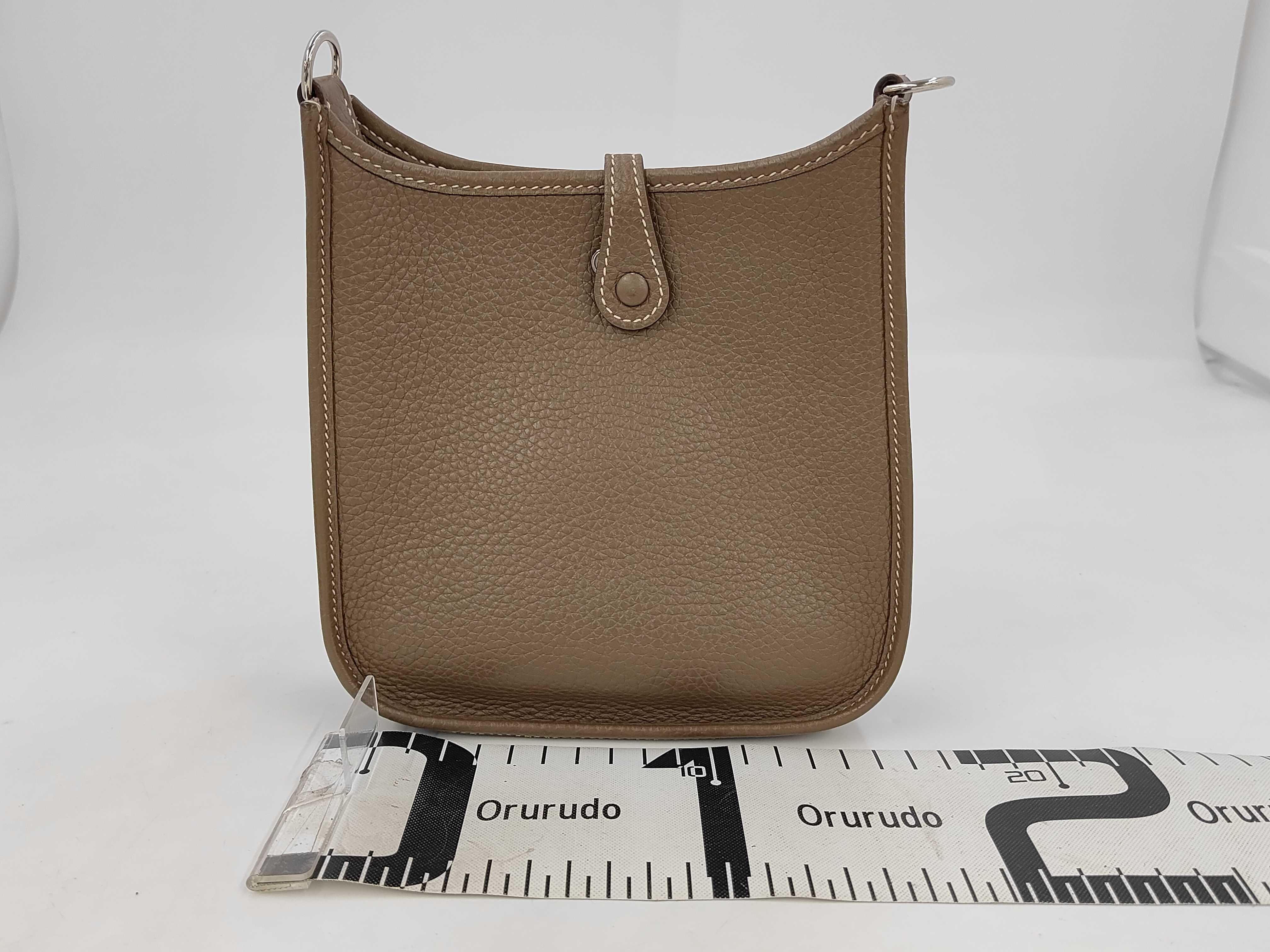 Evelyne TPM (Y stamp) Etoupe Y TS012 AU Shoulder Bag — view 2