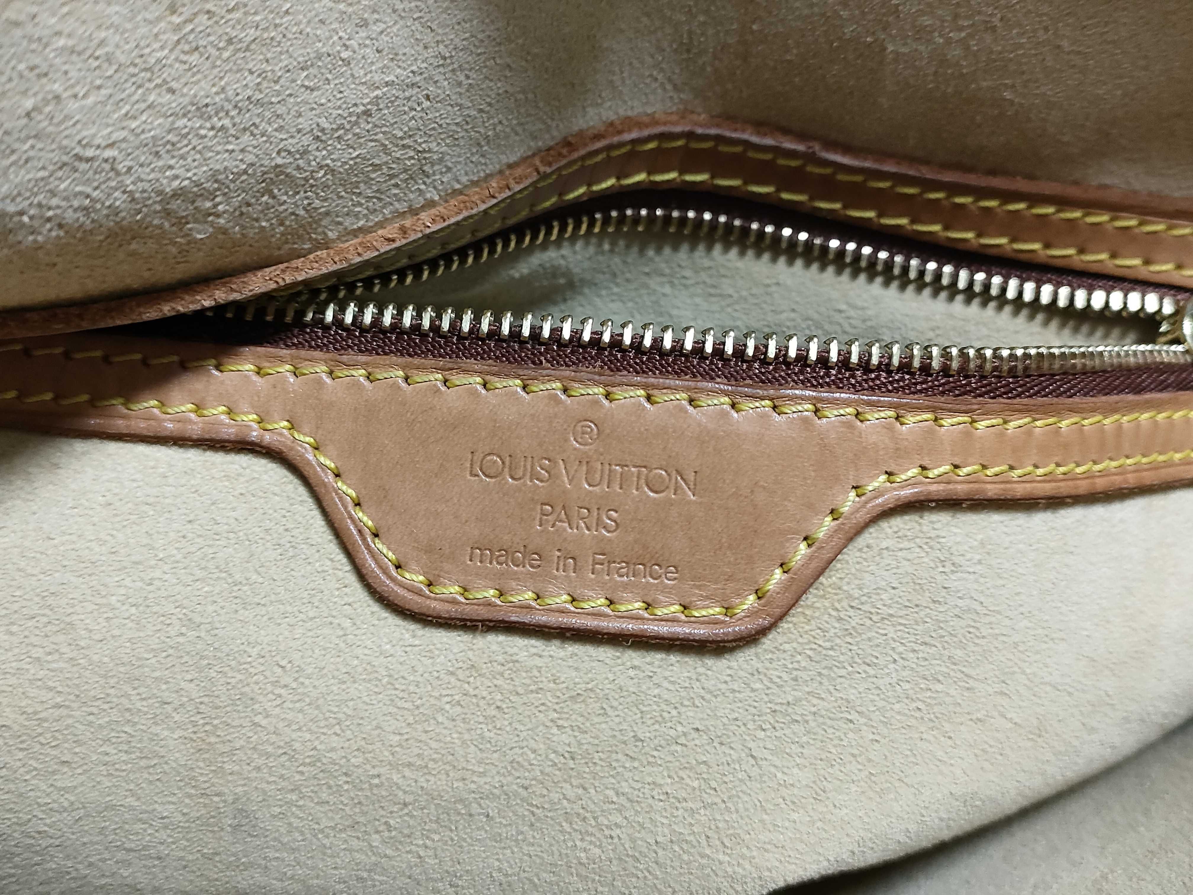 Monogram Louis Vuitton LV Monogram Looping Handbag — view 10